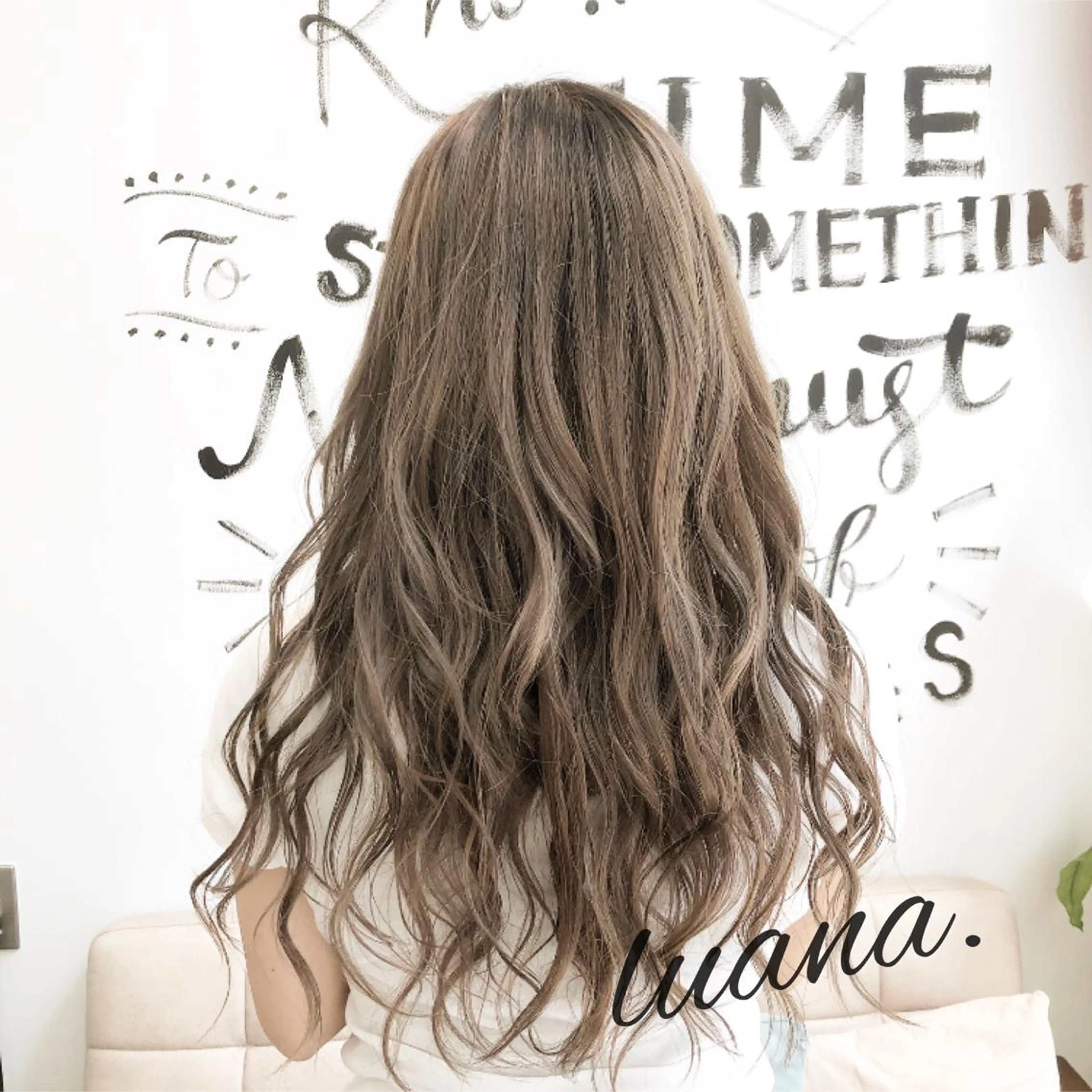 ロング エクステ・髪質改善・ ブリーチ・吉田大介のヘアスタイル