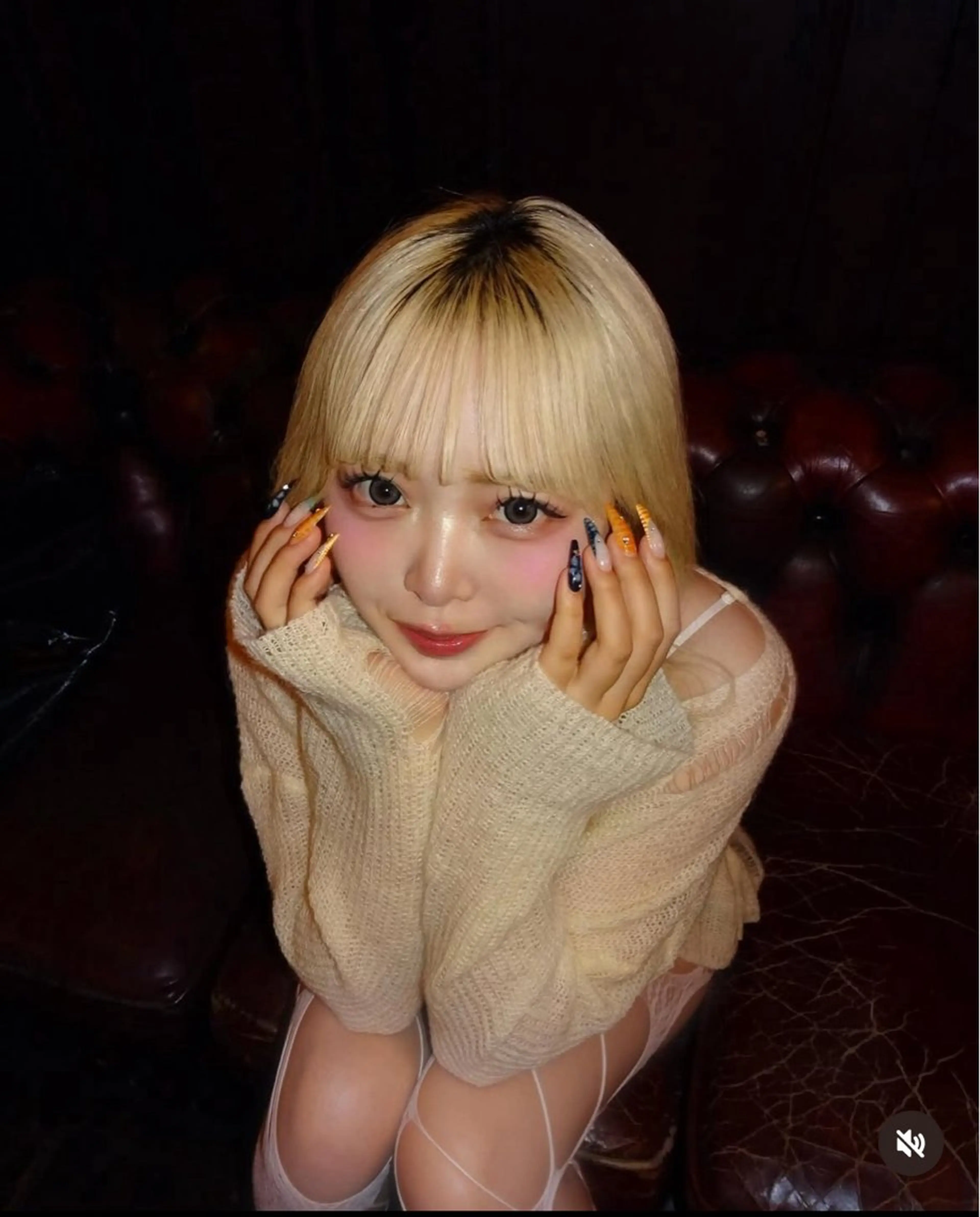 ショート ヘアカラー トリートメント 艶髪ハイトーンカラー 渋谷🥇ririkaのヘアスタイル