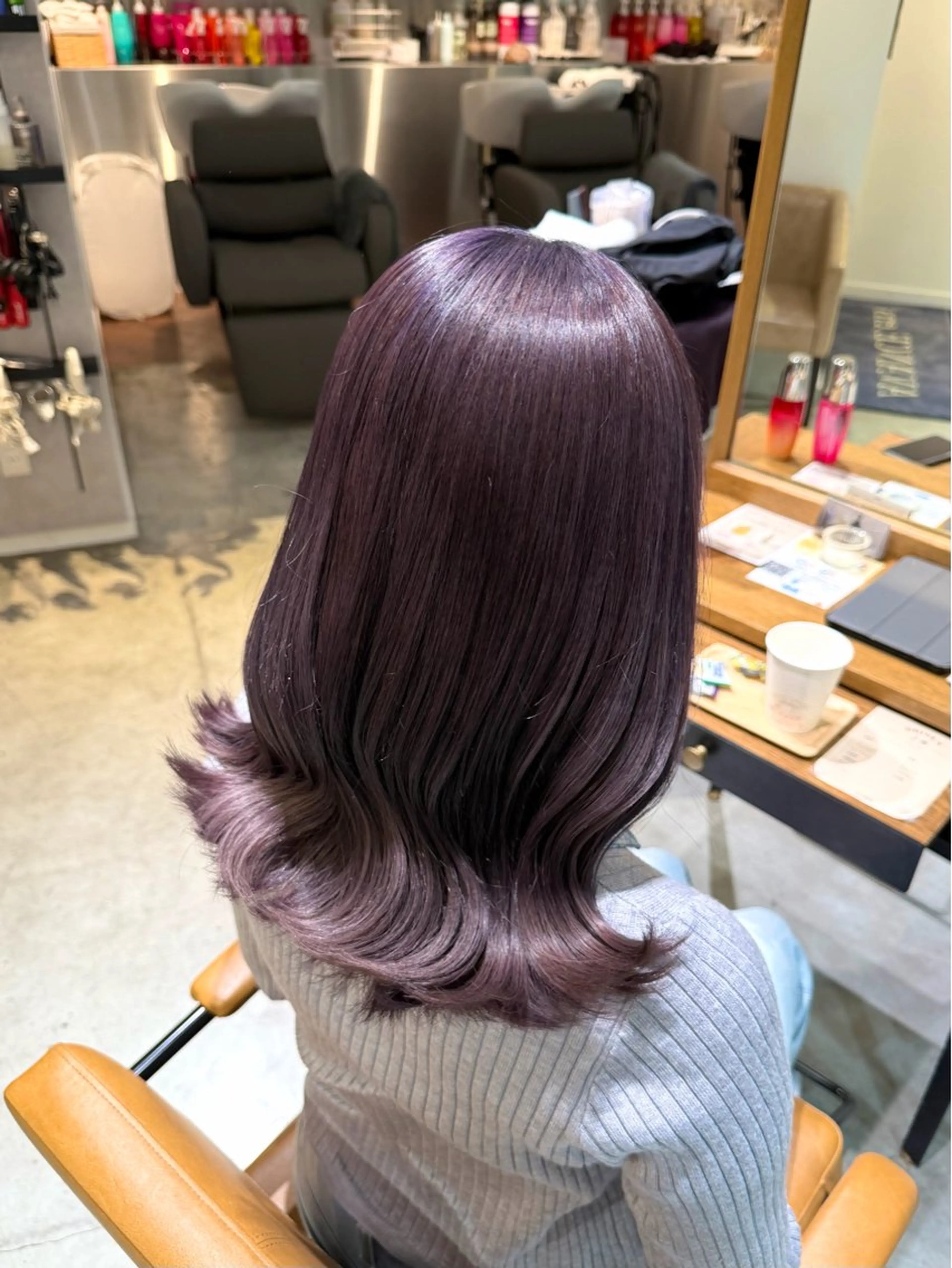 セミロング カラー 透明感カラー ラベンダーカラー カット ヘアカラー トリートメント 🦈AKARI🦈 髪質改善/韓国風のヘアスタイル