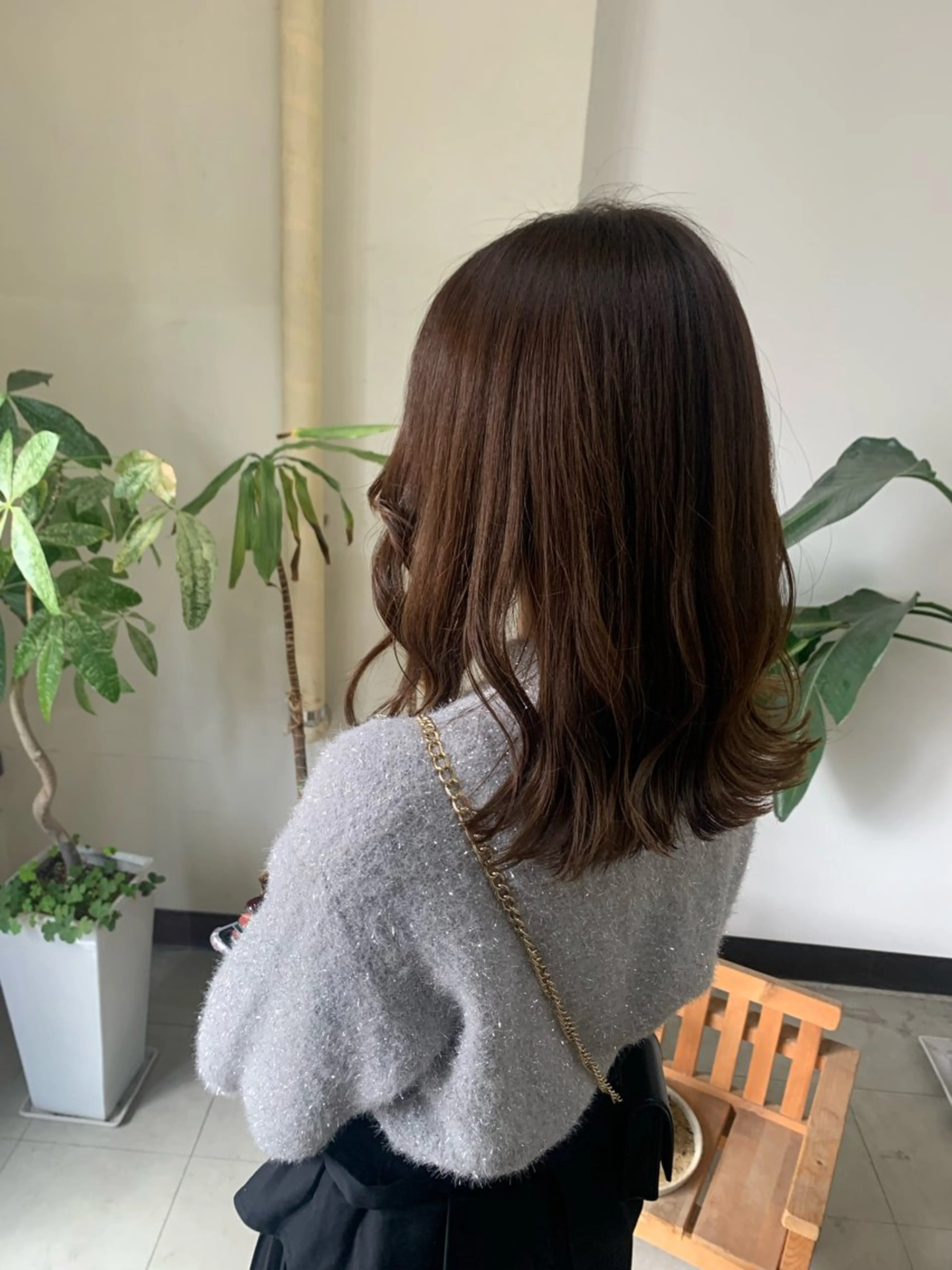 ミディアム カット ヘアカラー 透明感カラー wacoのヘアスタイル