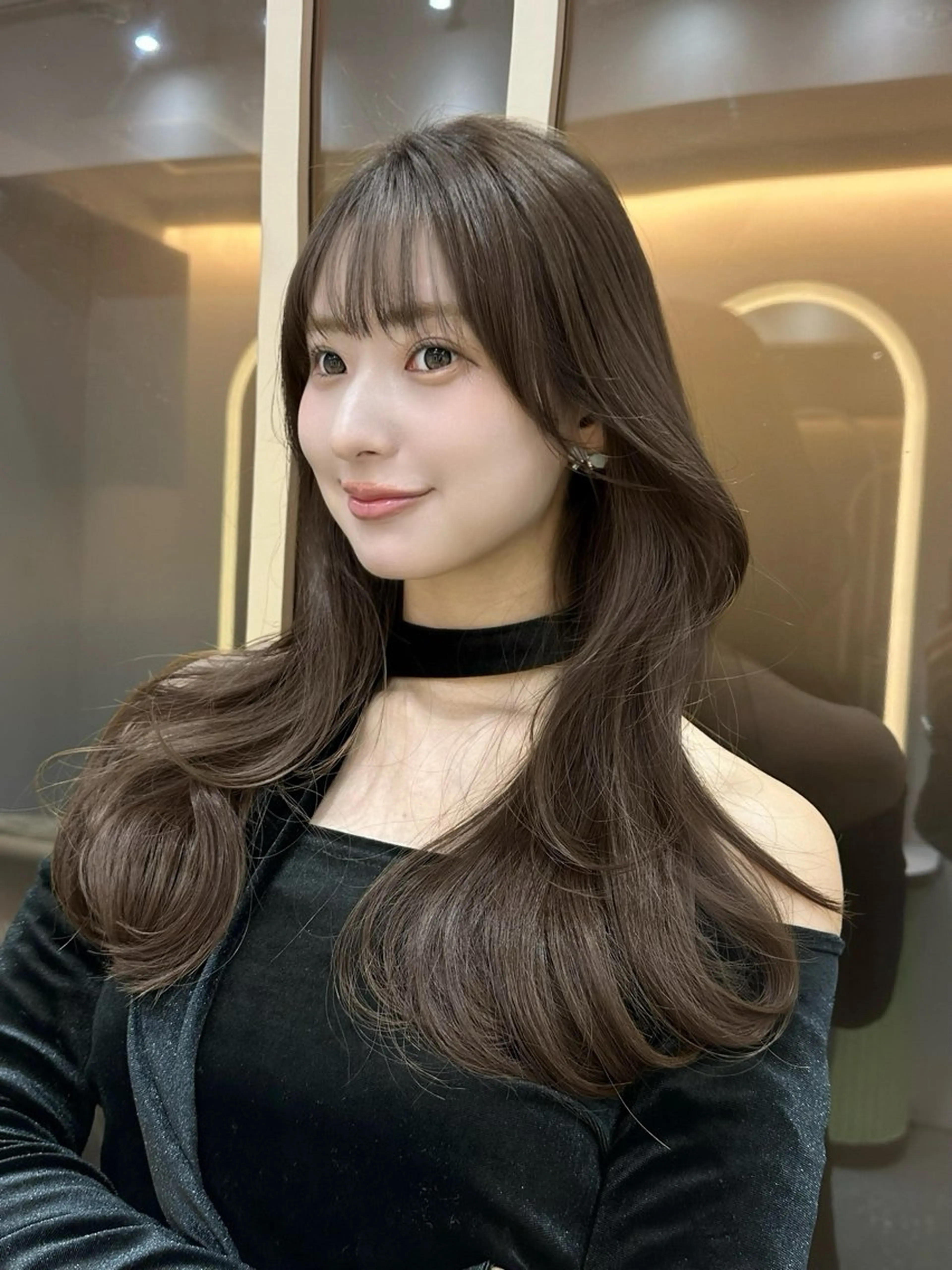 ロング カラー カット ヘアカラー トリートメント 縮毛矯正　髪質改善 韓国風レイヤー　吉田のヘアスタイル