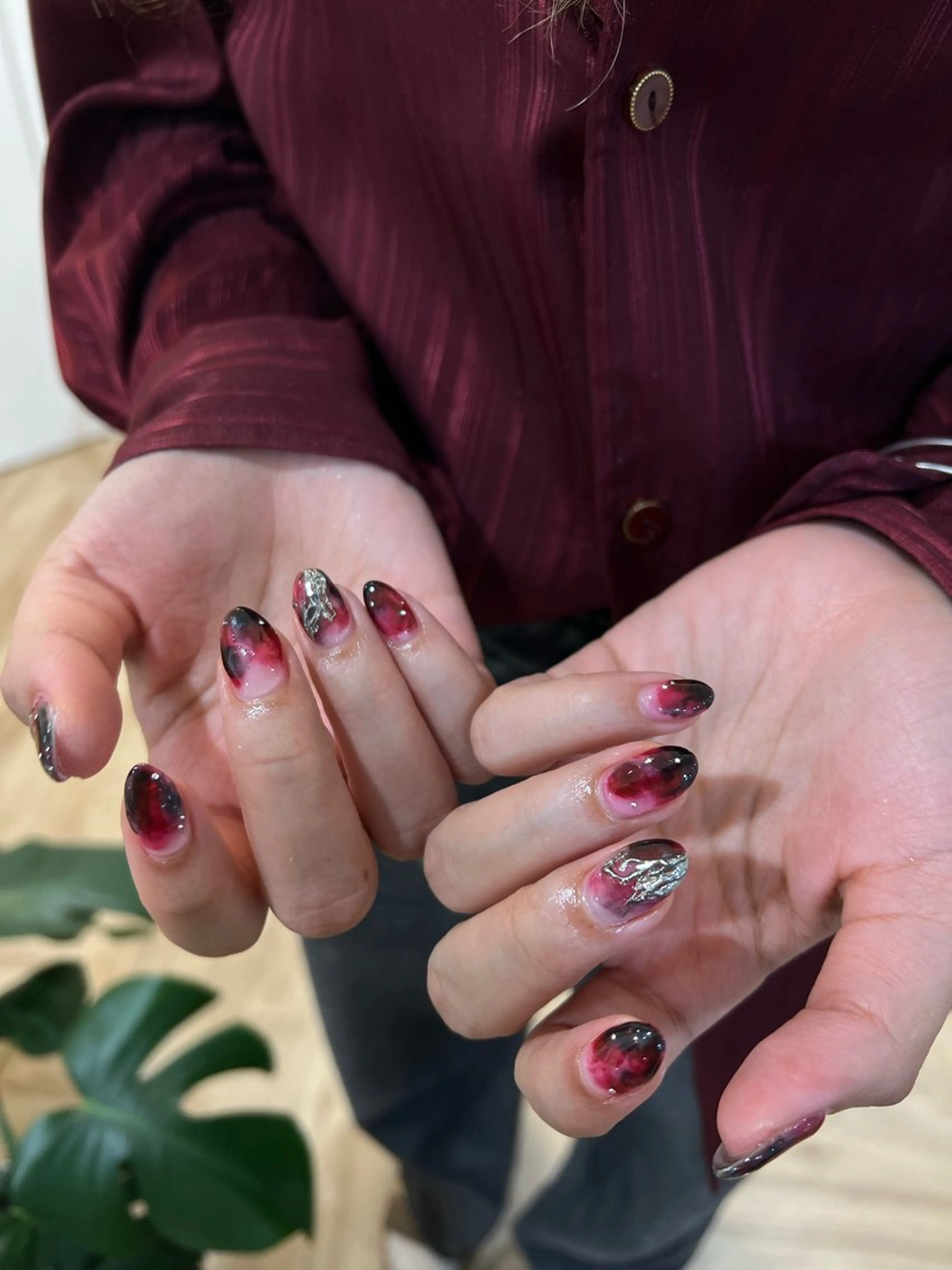 ネイル ハンドネイル フットネイル ハンドケア Nes.Nail所属・Miyagi Asamiのネイルデザイン