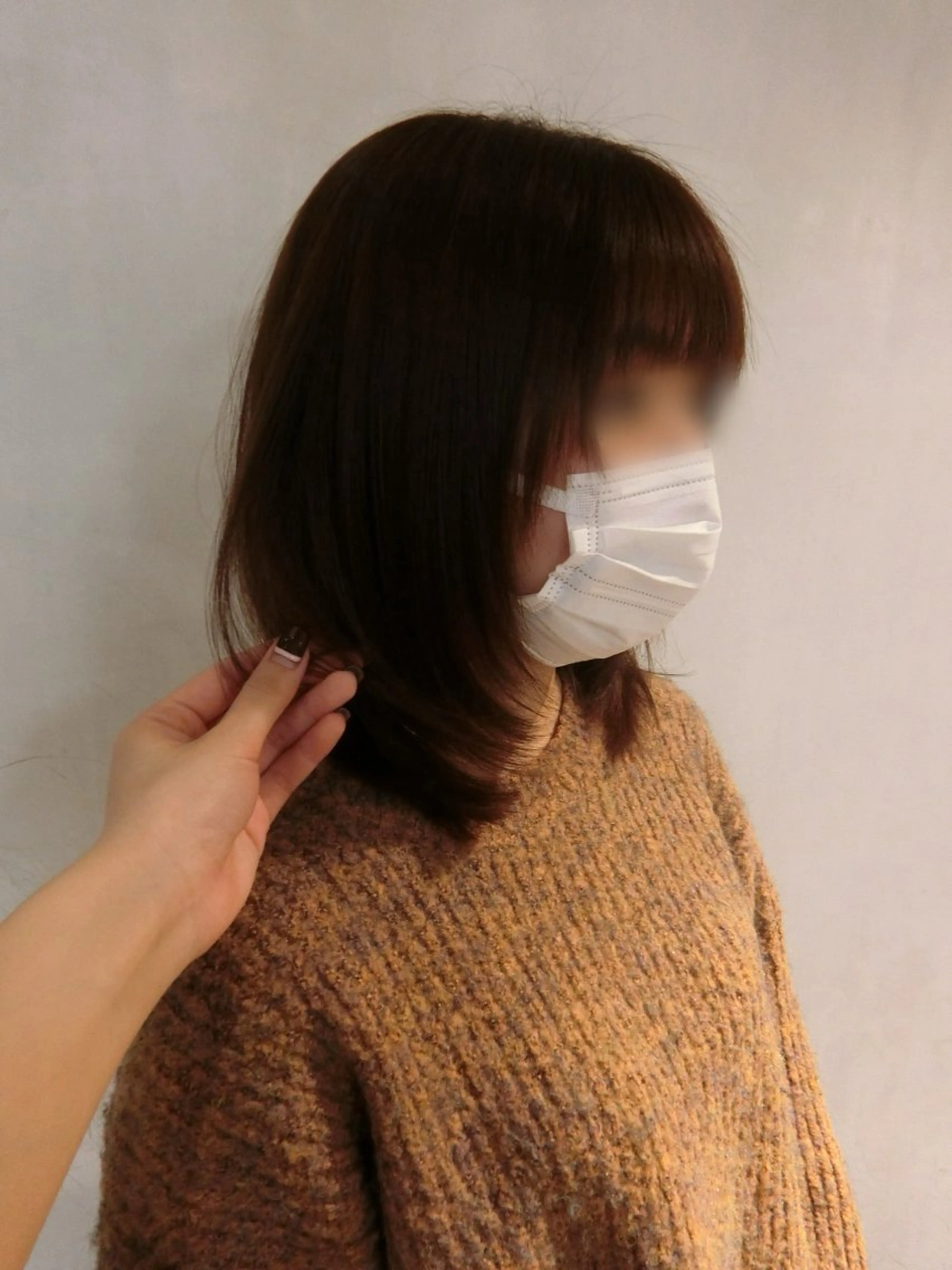 ミディアム iroha/ レイヤーカットモデルのヘアスタイル