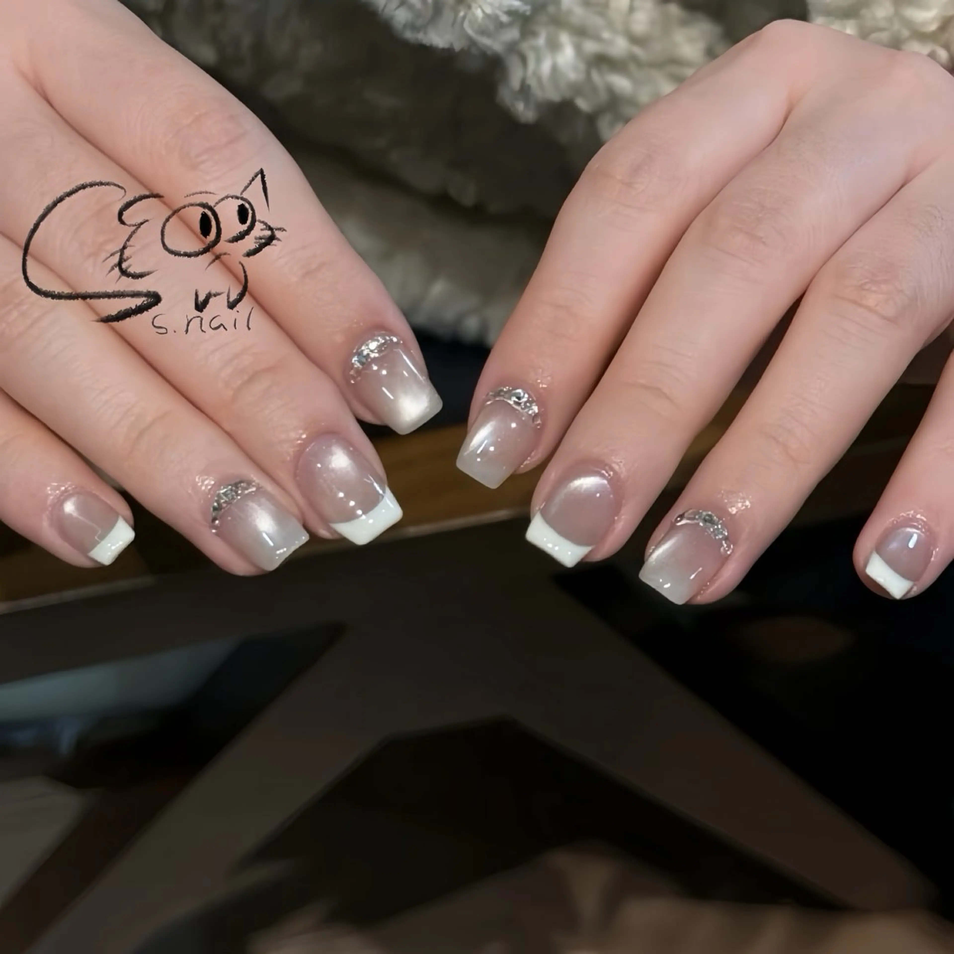 ネイル チークネイル フレンチネイル グラデーション マグネットネイル ワンカラーネイル ハンドネイル S.nail所属・S.nail _のネイルデザイン