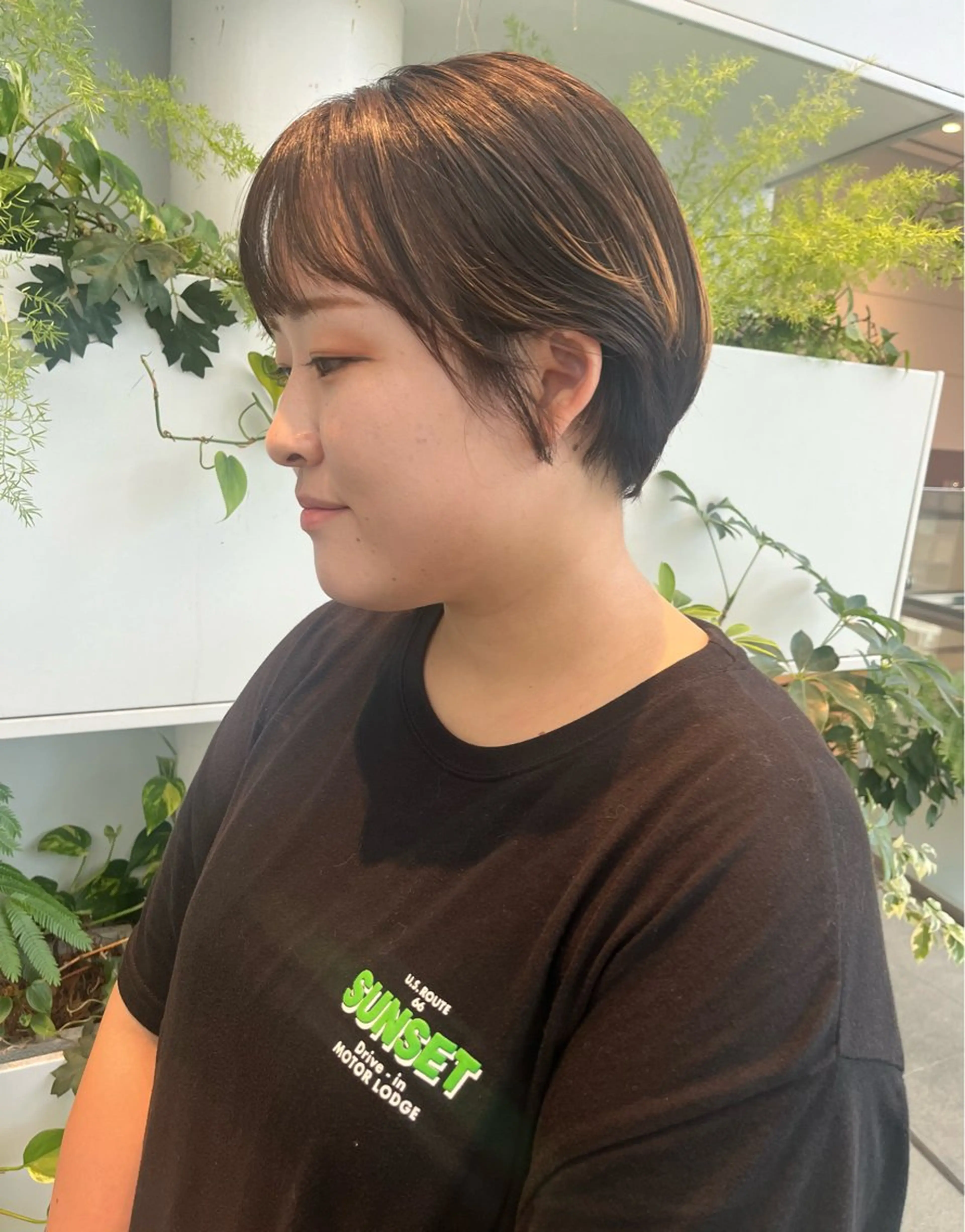 ショート カット つぼみ/パーマ ／レイヤー／ボブのヘアスタイル