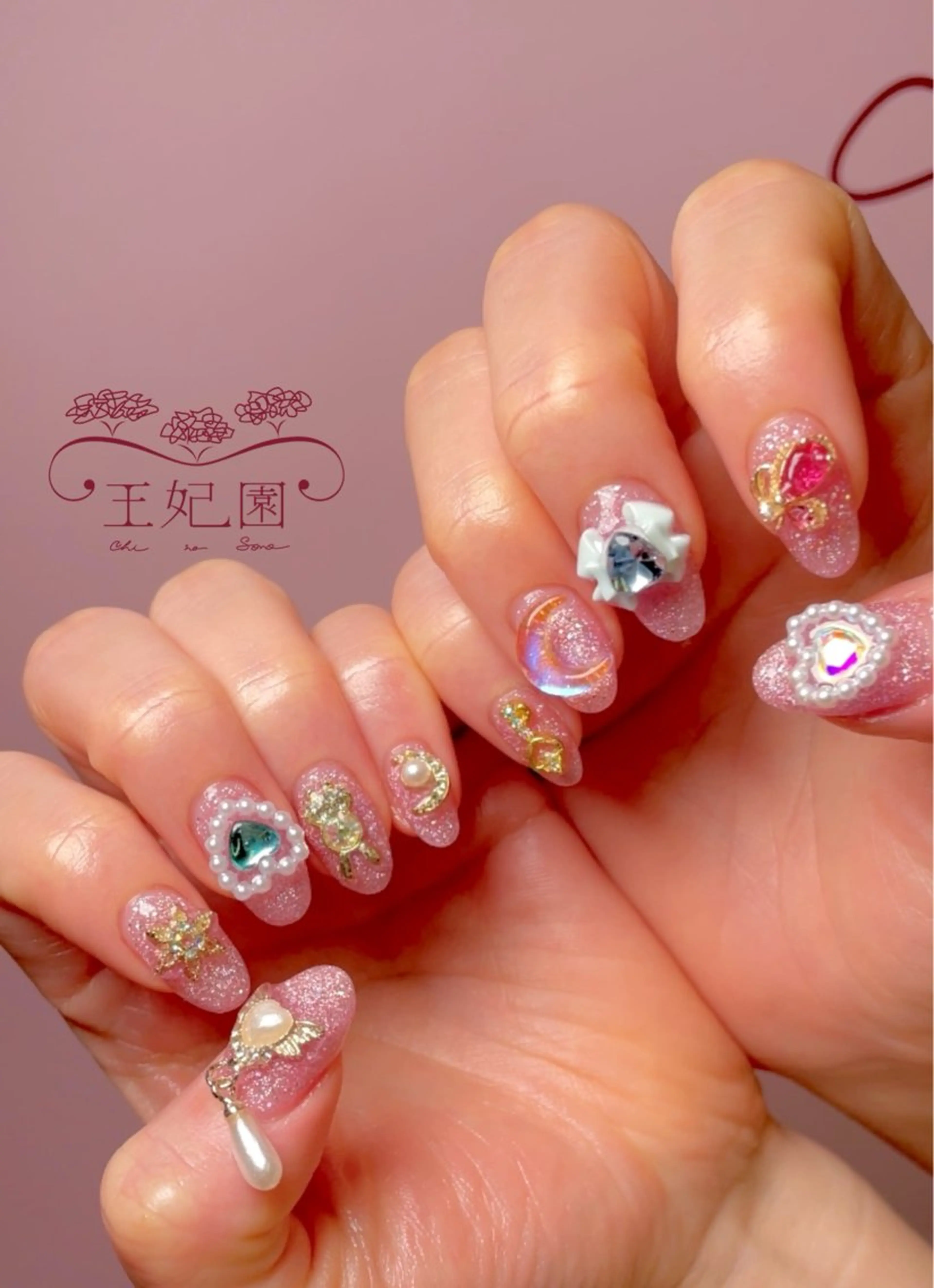 ネイル アートネイル 韓国ネイル ラメ(グリッター) オフィスネイル nail salon王妃の園所属・王妃の園 ohinosonoのネイルデザイン