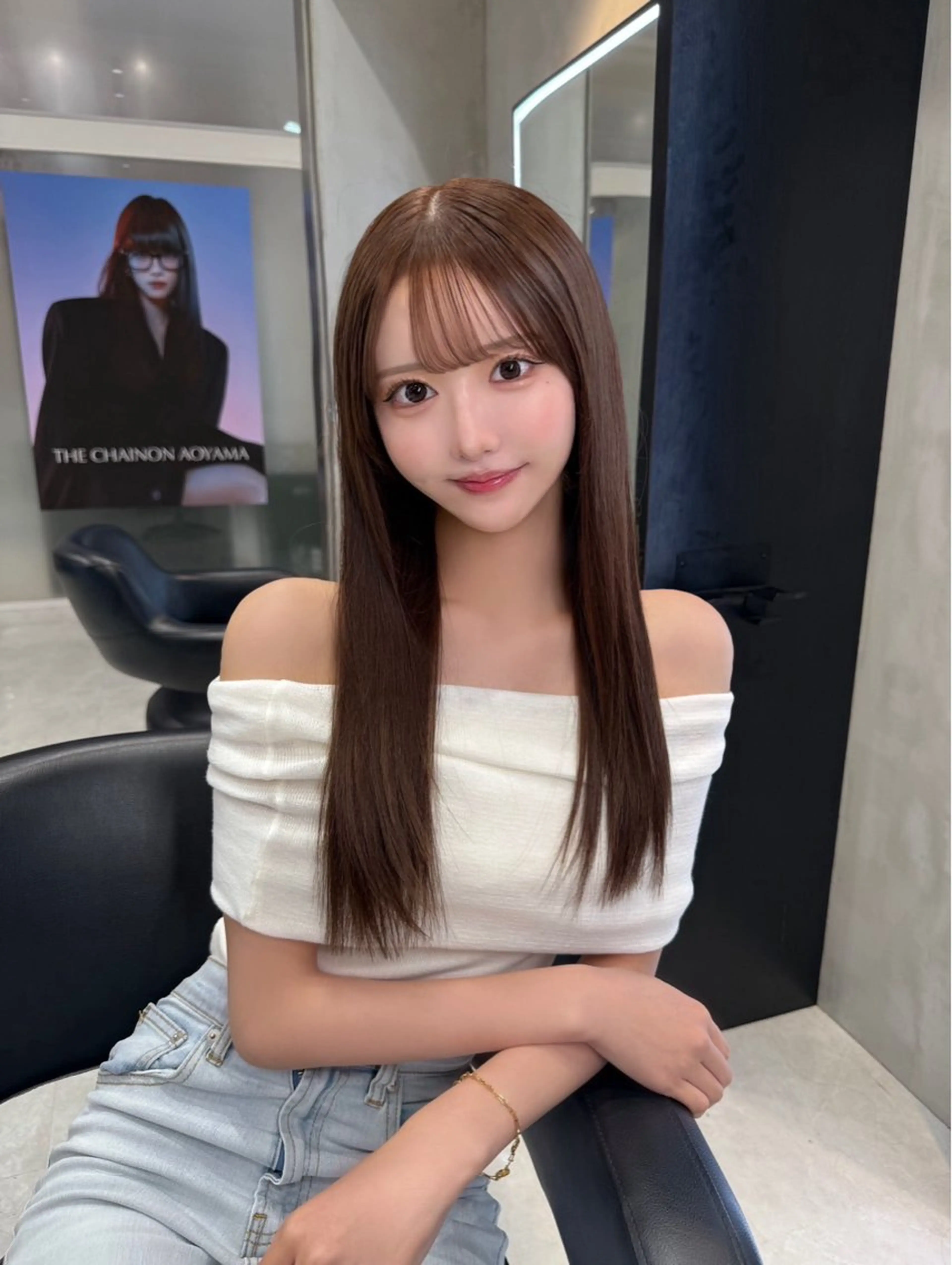 セミロング カット ヘアカラー トリートメント 韓国ヘア🇰🇷 YURIYAのヘアスタイル