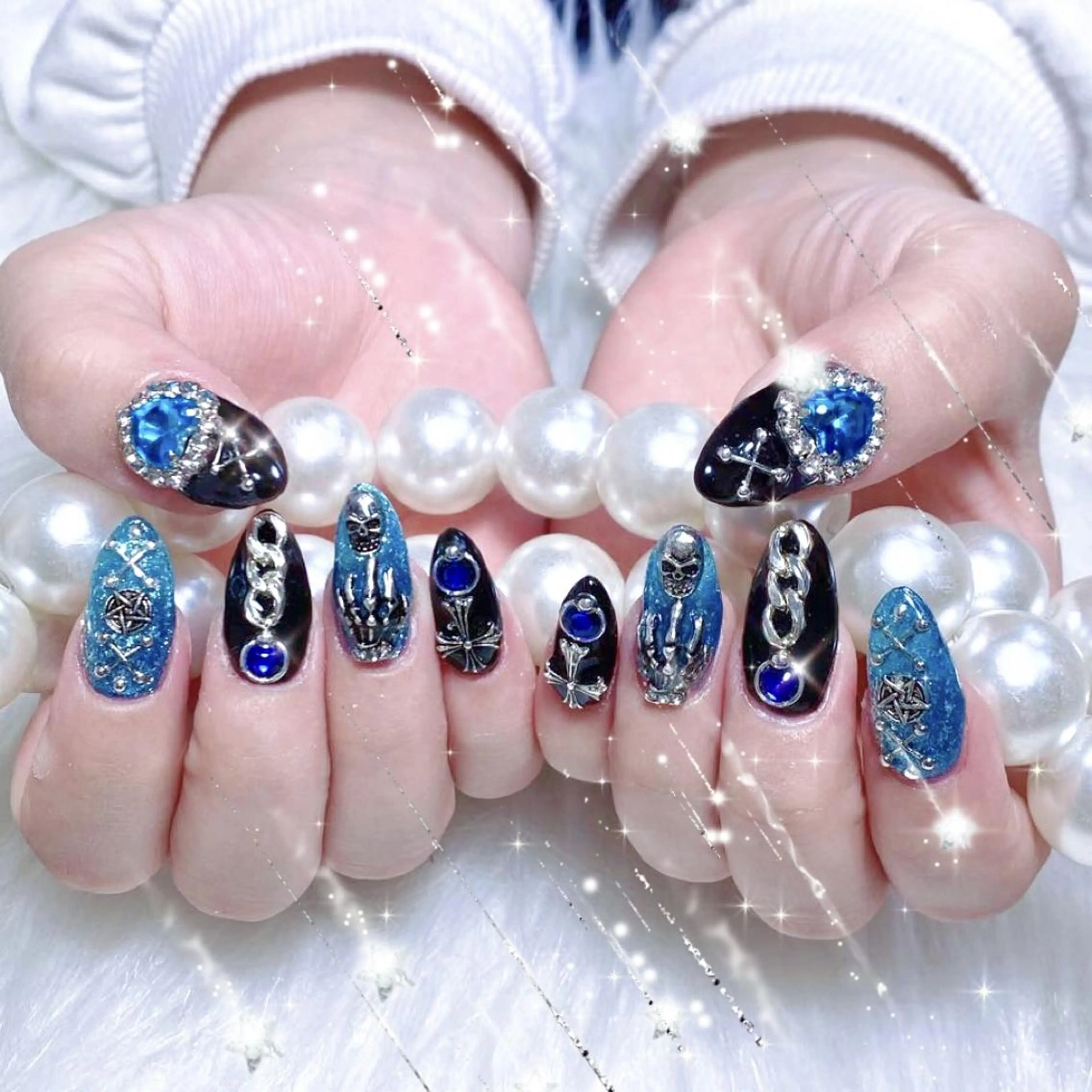 ネイル ハンドネイル queens nailsalonのネイルデザイン