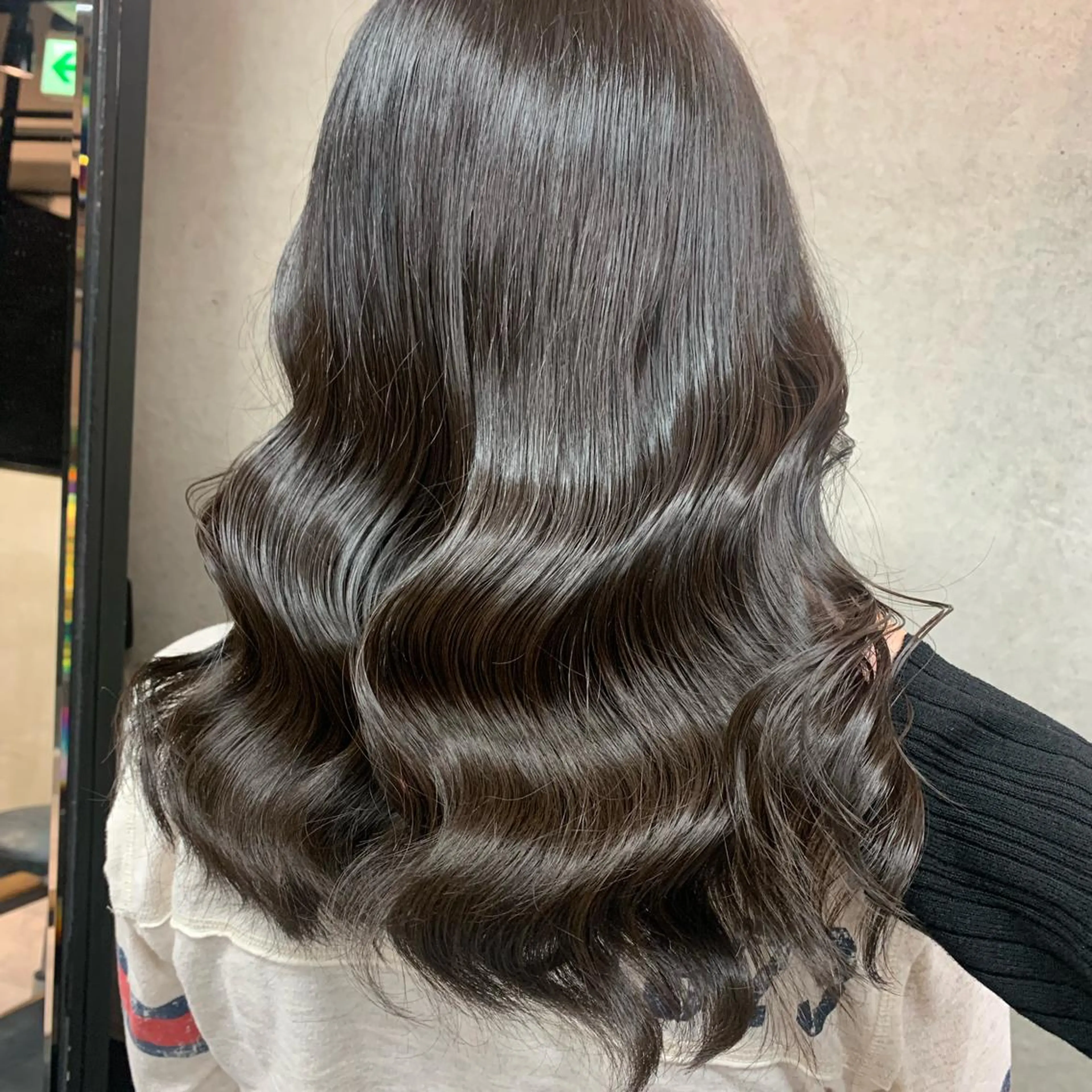 セミロング カラー ベージュカラー Clair クレアのヘアスタイル