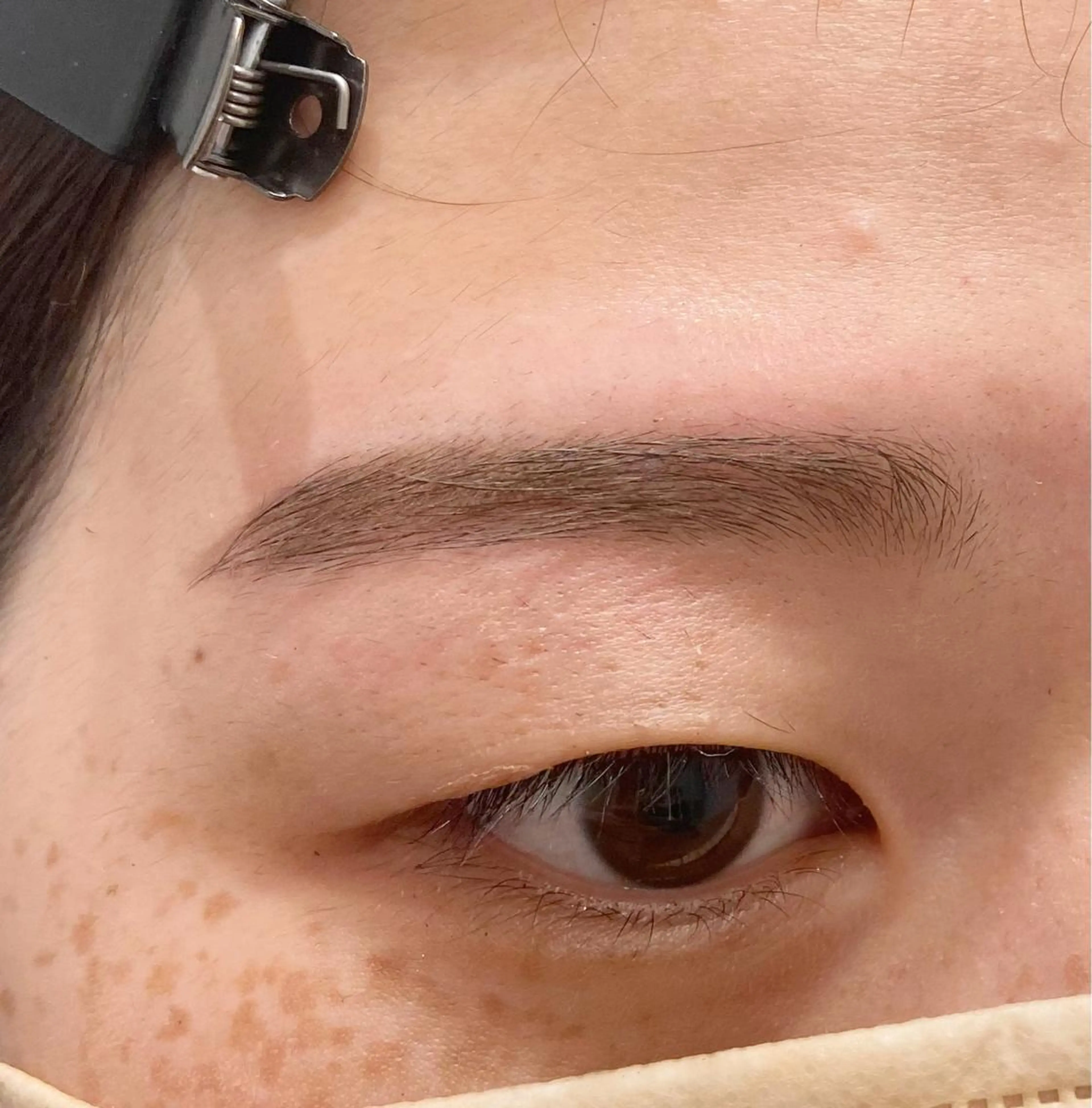 ✨ヘアと眉ワックス同時施術✨ヘアカット＋ヘアカラー＋眉ワックス脱毛の写真