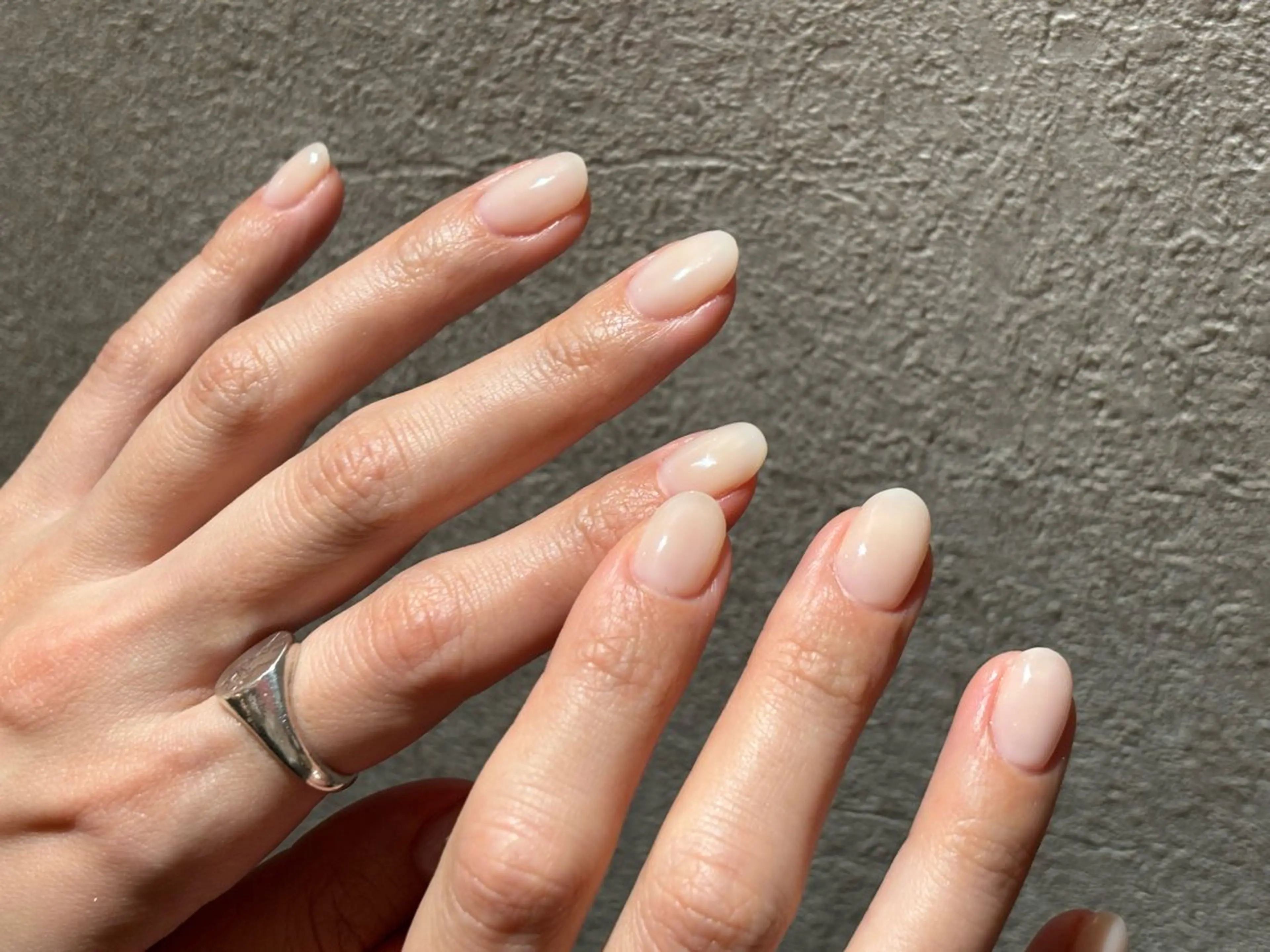 ネイル ジェルネイル マグネットネイル ワンカラーネイル パラジェル シンプルネイル ハンドネイル Huea所属・パラジェル / マグネット/AYAのネイルデザイン