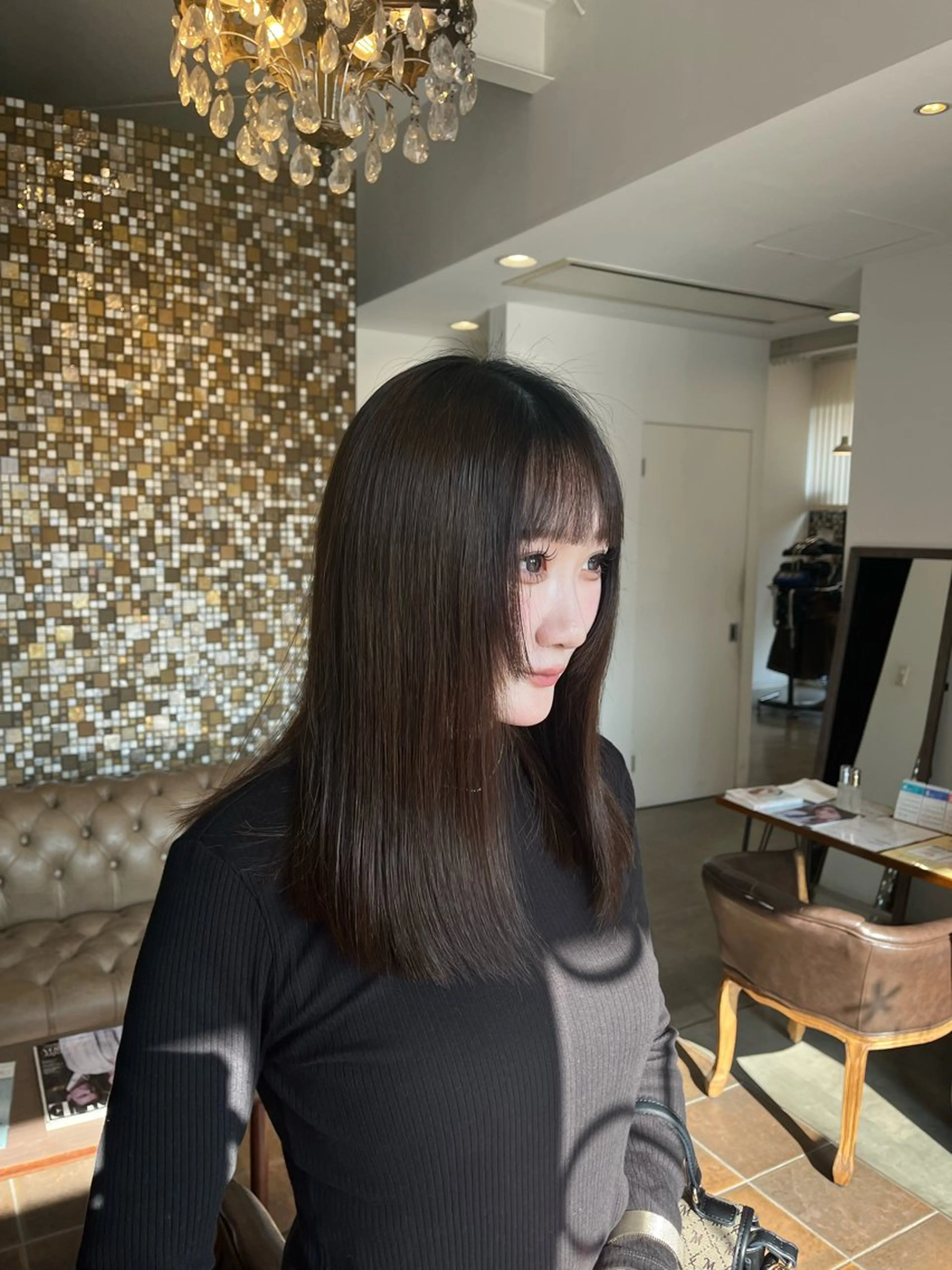 ［24歳以下限定］30%OFF似合わせカット＋4種トリートメントの写真