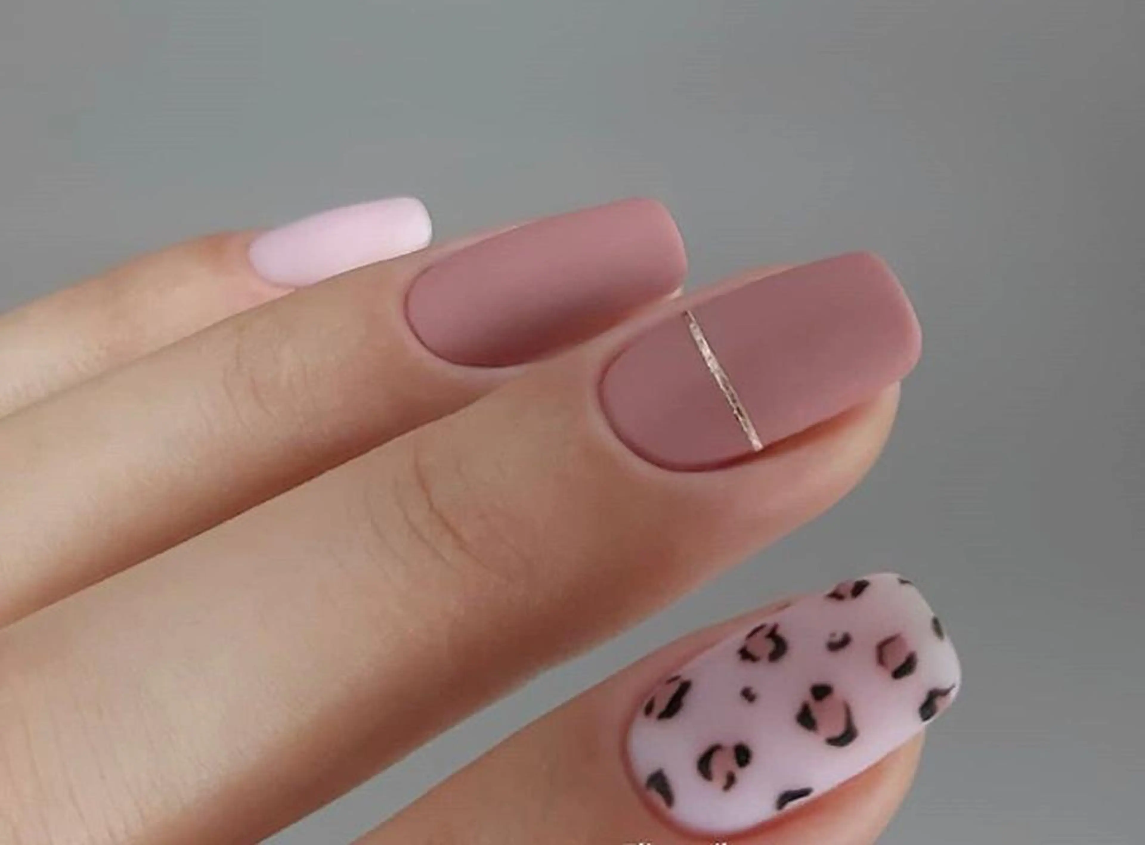 ネイル ハンドネイル ゲン レイカのネイルデザイン