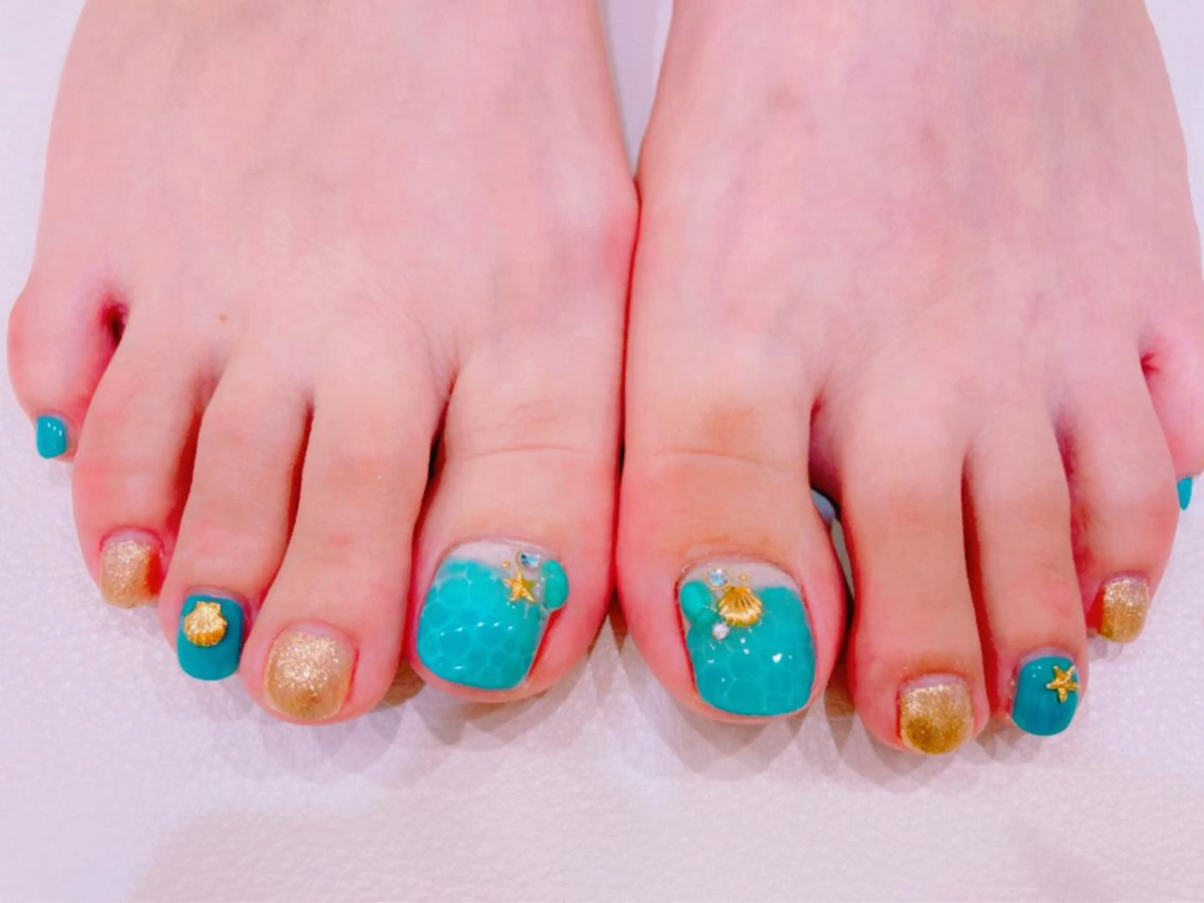 ネイル 酒井 美由紀のネイルデザイン