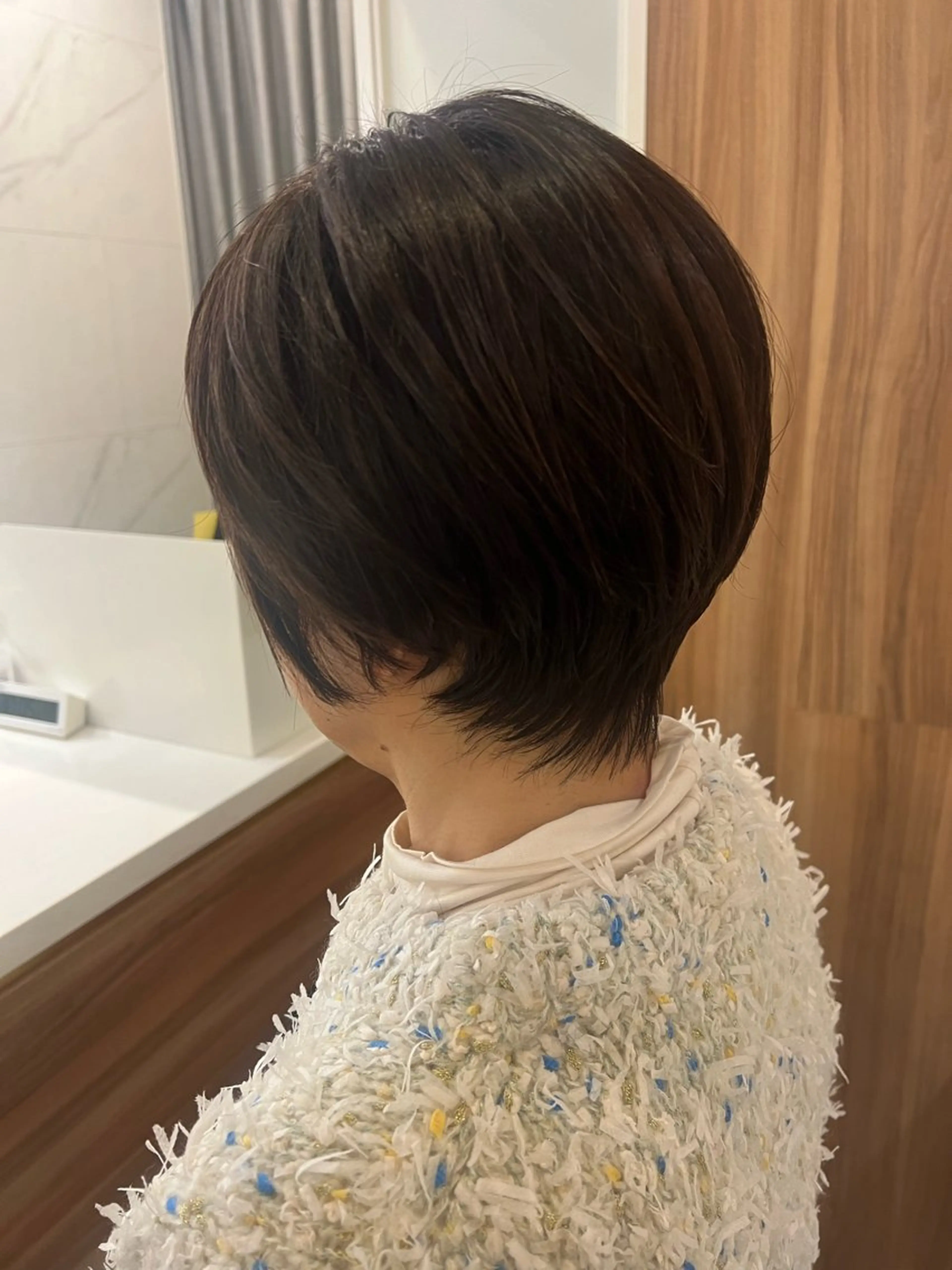 ショート 村中 逸紀のヘアスタイル