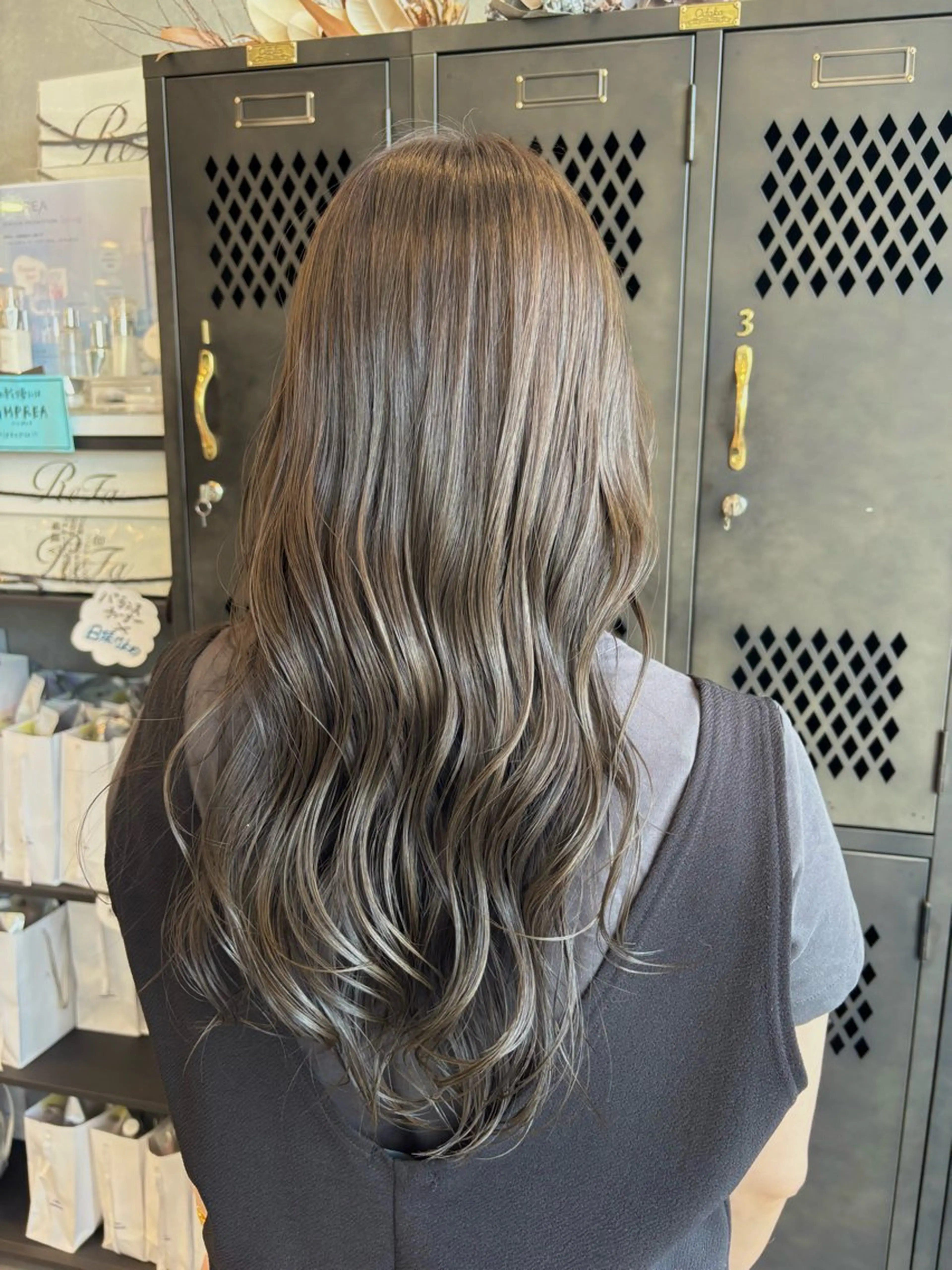 ロング カラー ブラウンカラー オリーブブラウン ヘアカラー 豊橋ブリーチ/似合わ せカット/SHIHOのヘアスタイル