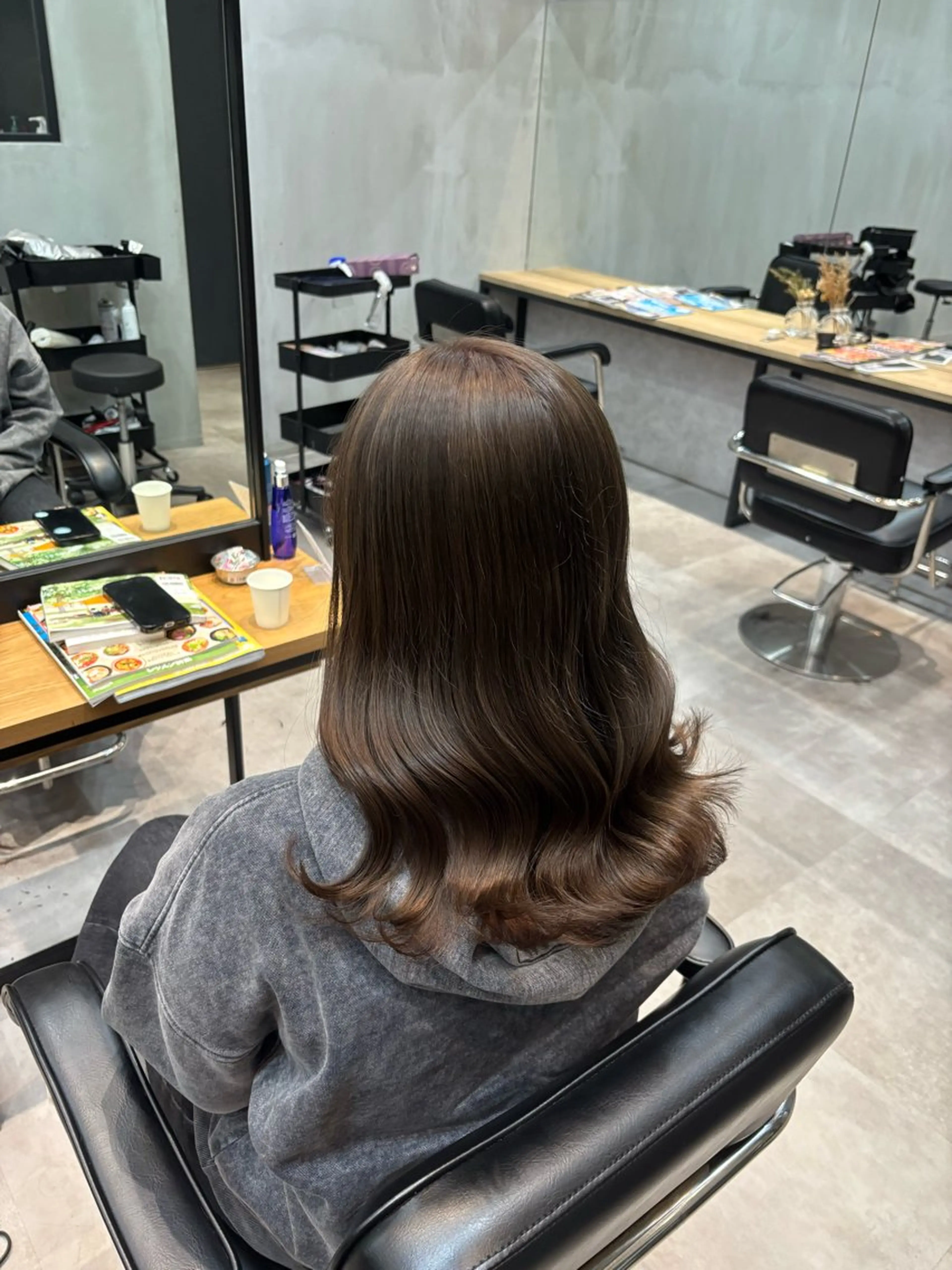 カラー ブリーチ グレージュ ヘアカラー La fith hair wille 福山店【ラフィス ヘアー ヴィレ】所属・片平 帆香のヘアスタイル