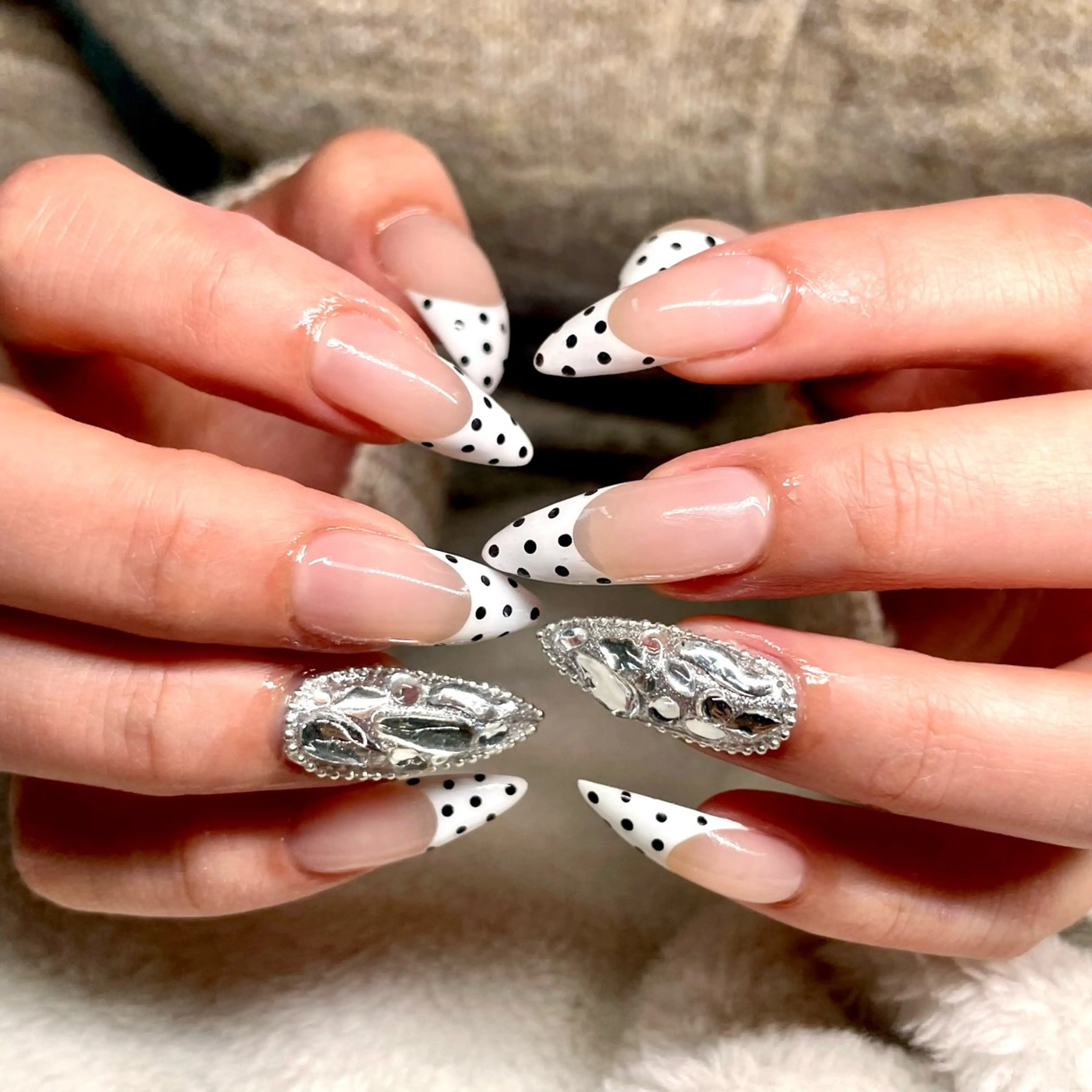 ネイル ハンドネイル nail🪽 miuのネイルデザイン