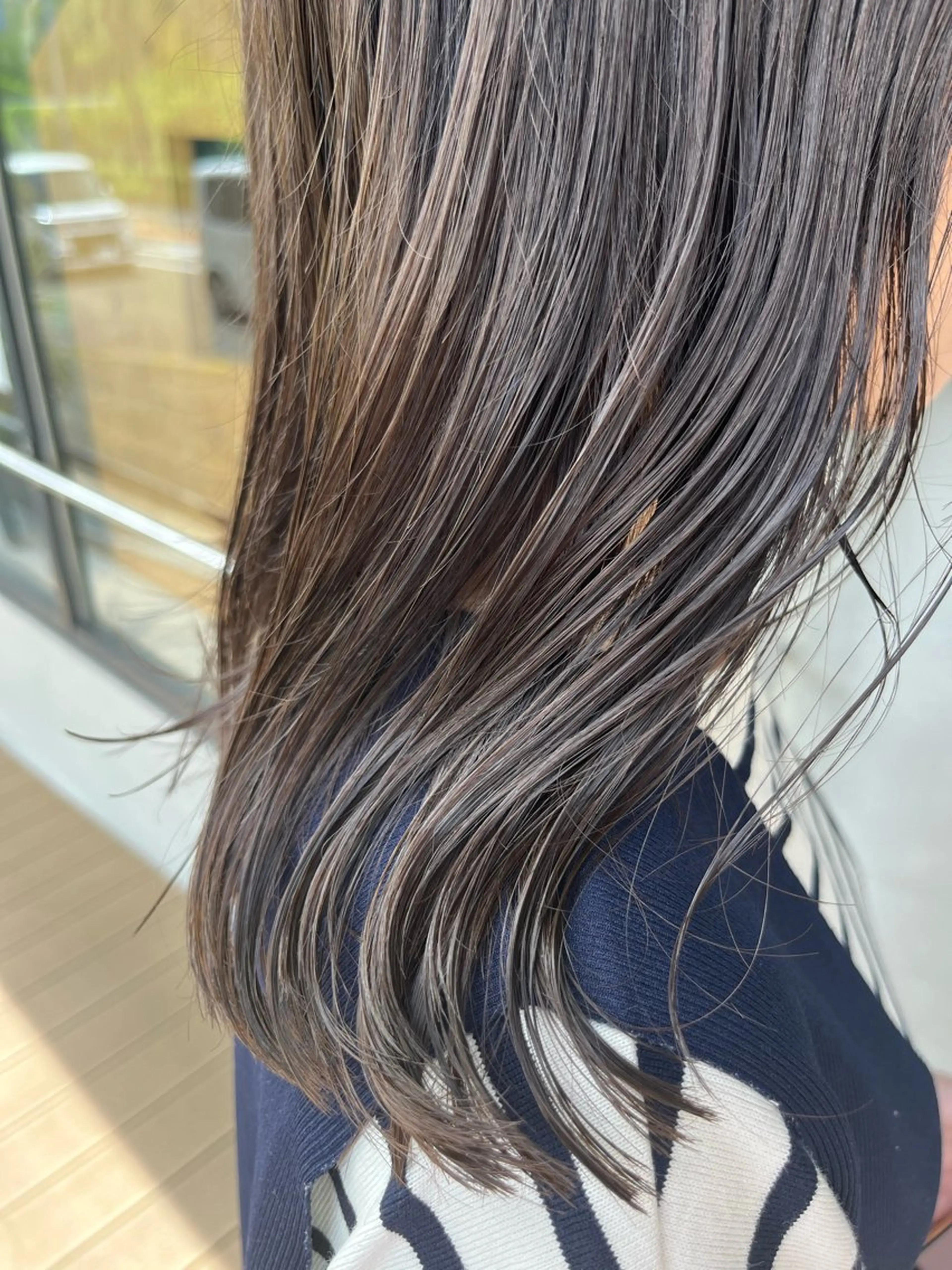 セミロング カット ヘアカラー トリートメント 🩵FERIA 桃山台 足立あゆみのヘアスタイル