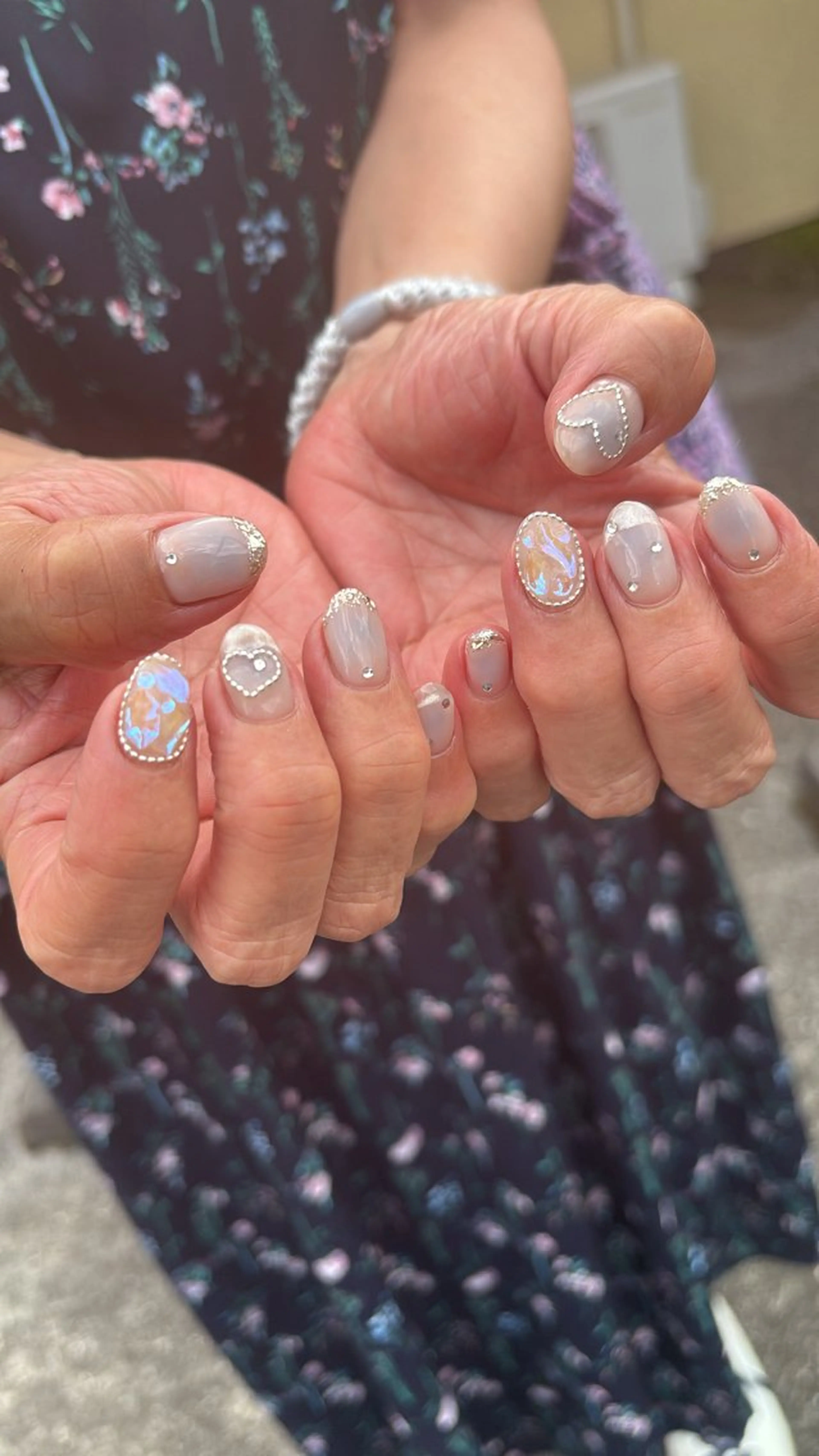 ネイル nailsalon　hue所属・小山 羽奈のネイルデザイン