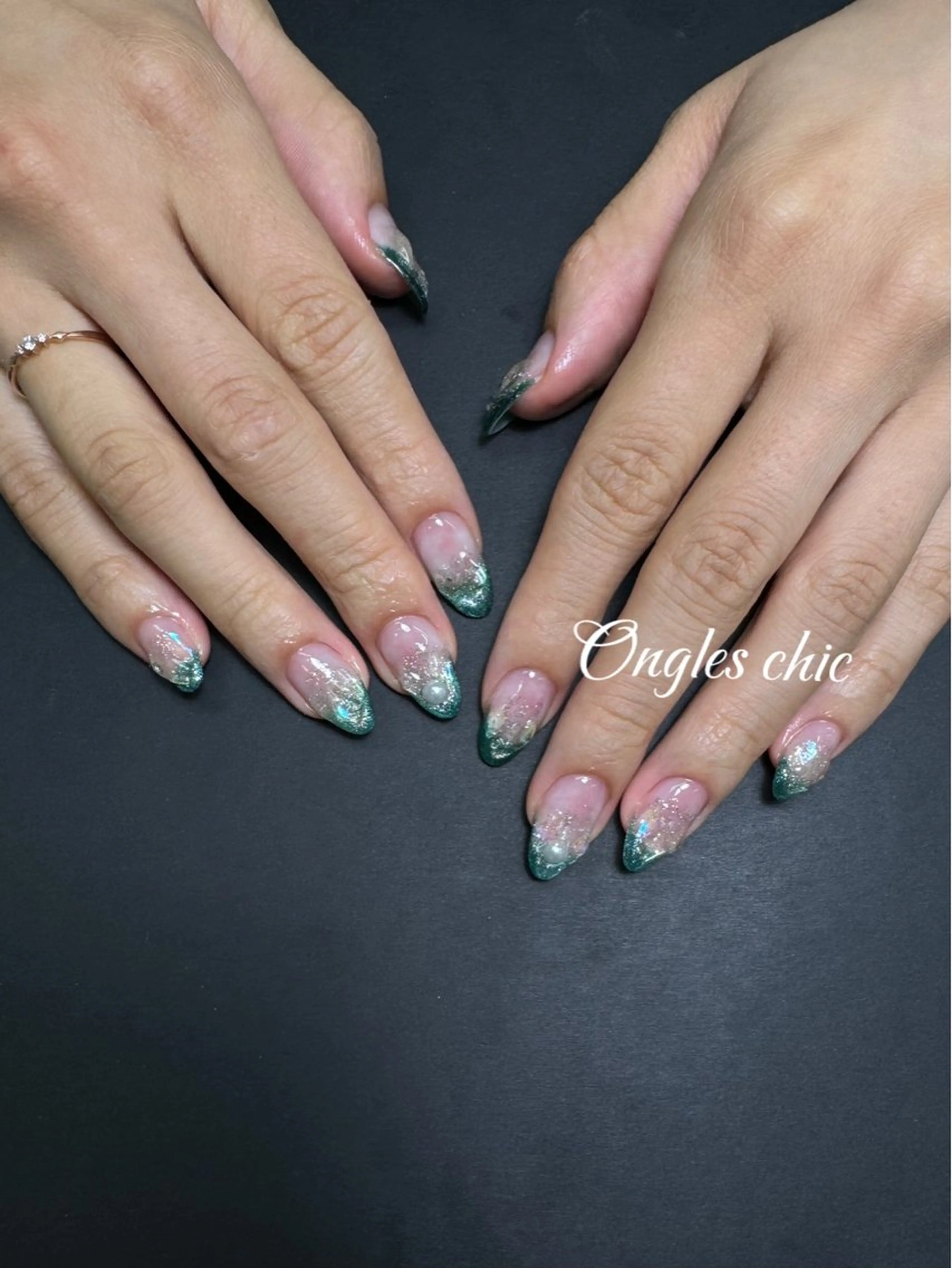 ネイル ハンドネイル ongles chicのネイルデザイン