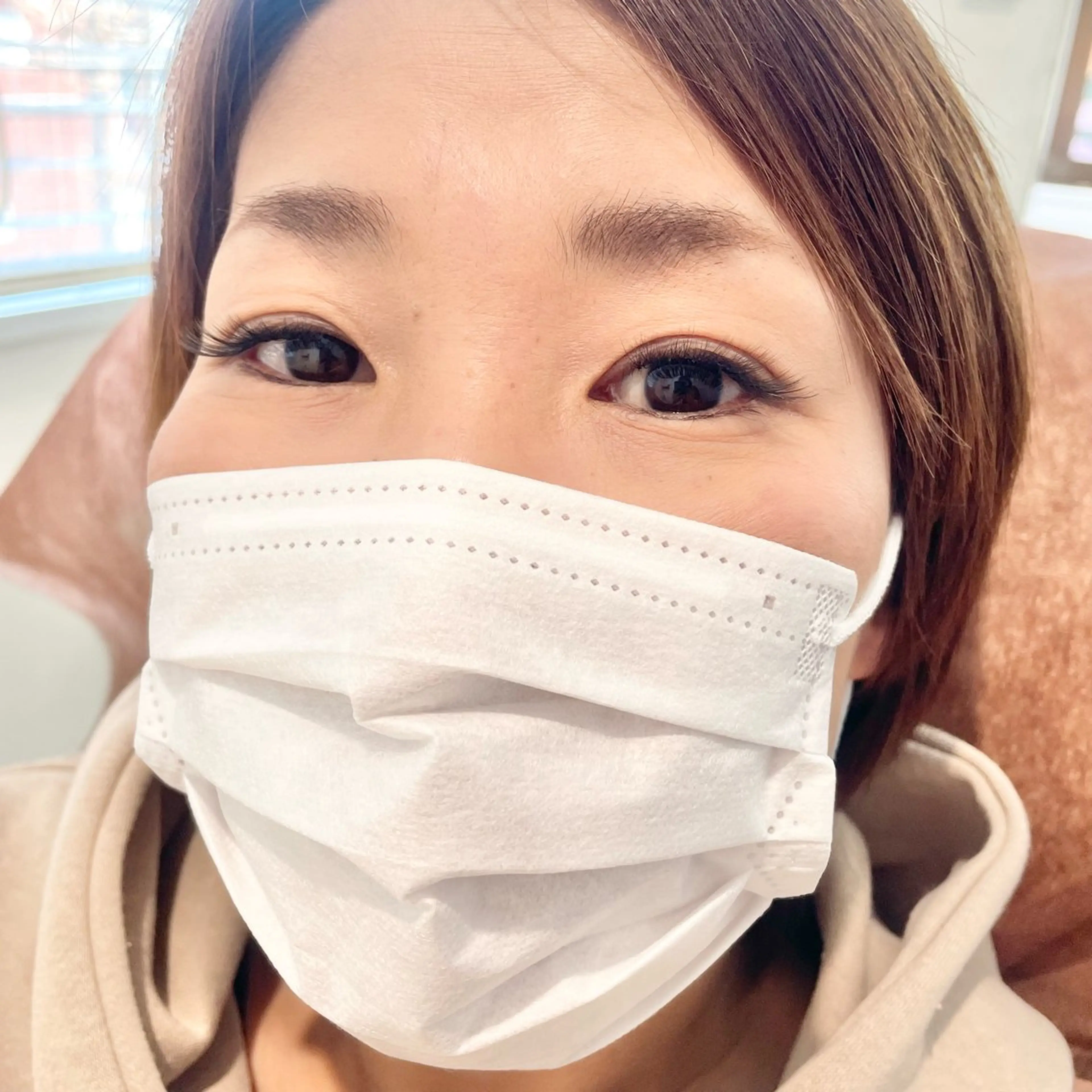 マツエク・マツパ 目尻長め ボリュームラッシュ マツエク WARP 高橋の眉毛・アイブロウイメージ