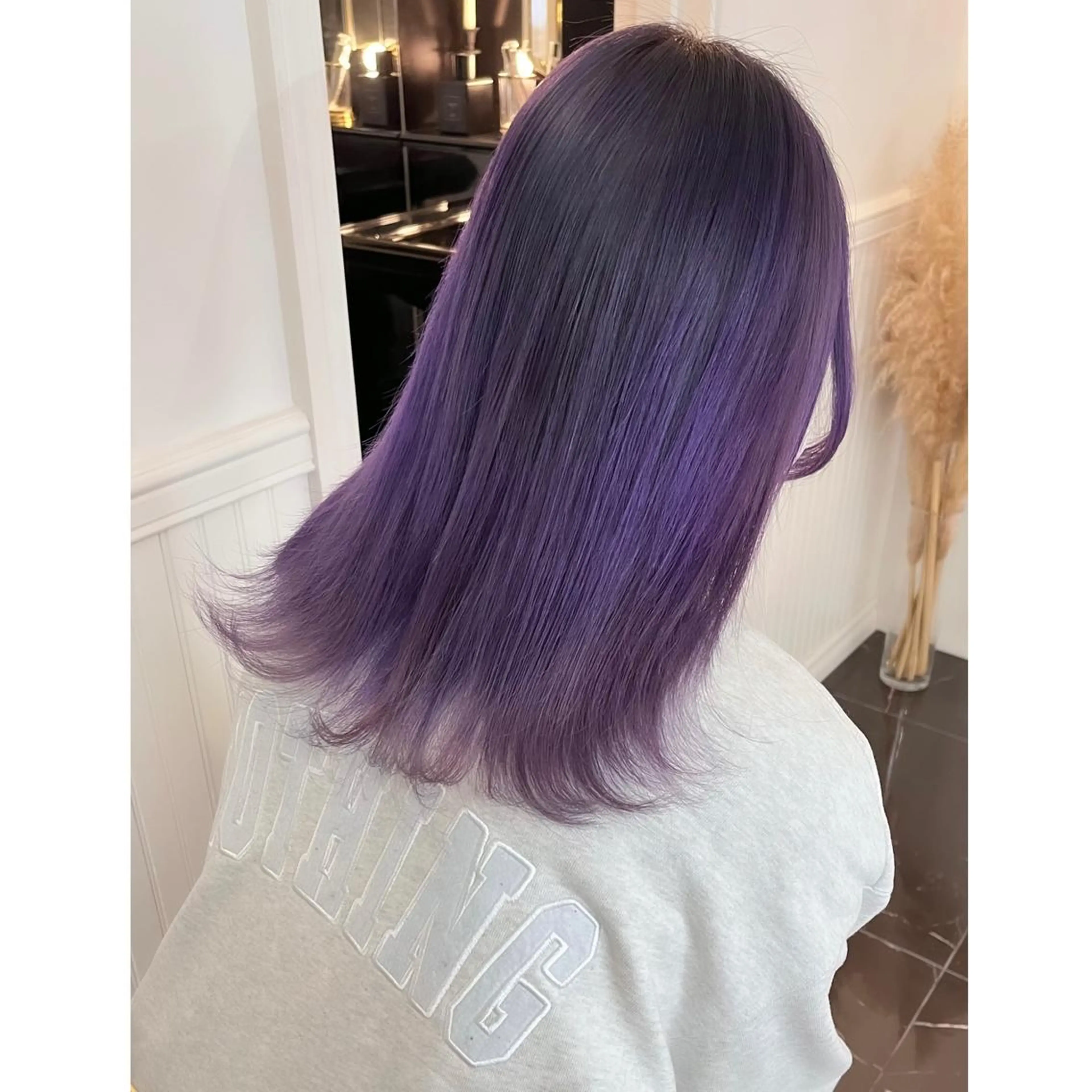 セミロング カラー ブリーチ ヘアカラー トリートメント LOTTA CUCCI所属・miyu /トレンド カラー×艶髪のヘアスタイル