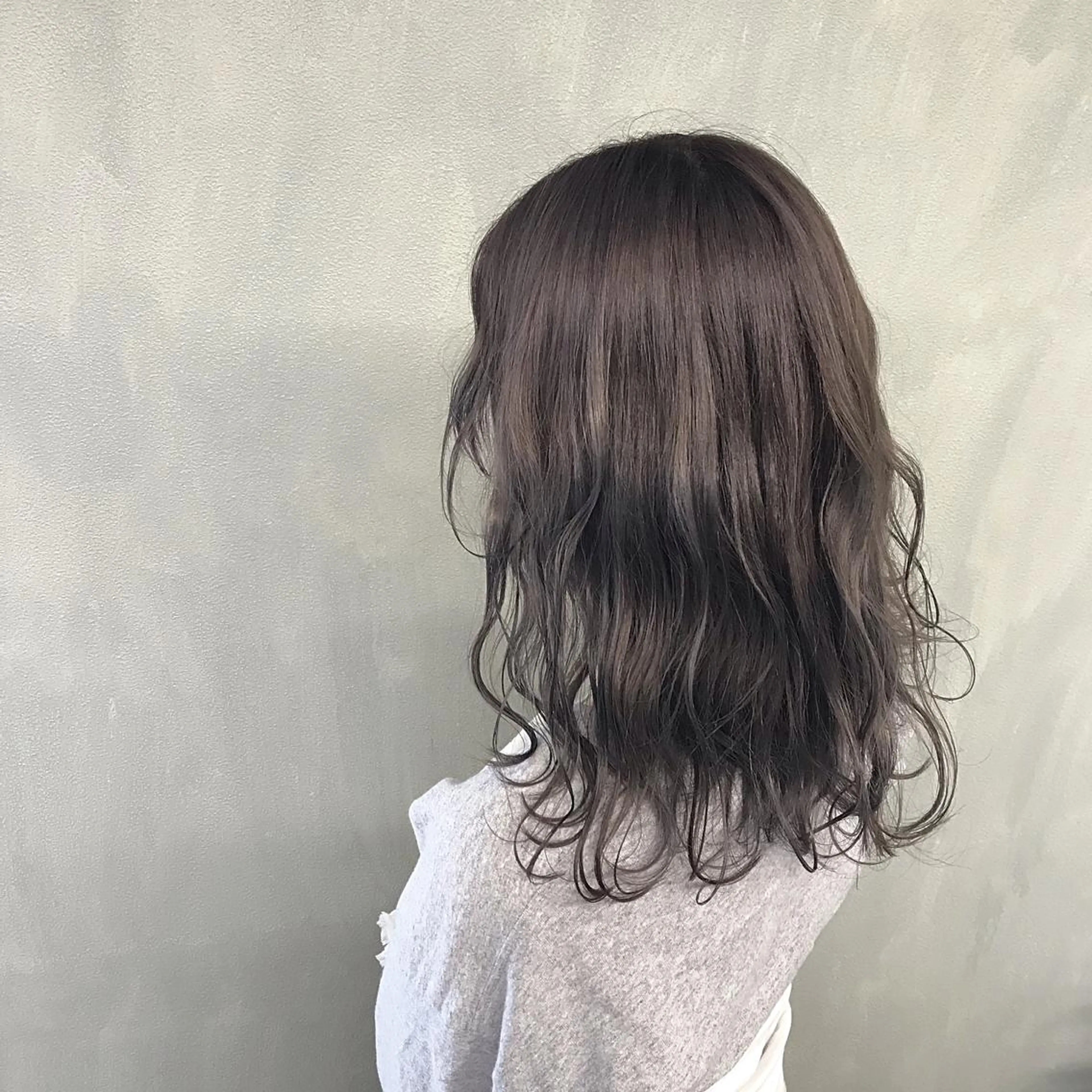 ⭐️「平日限定」(火曜以外)デザインカット & 透明感カラー &前処理トリートメント付き⭐️2月までの期間限定メニューの写真