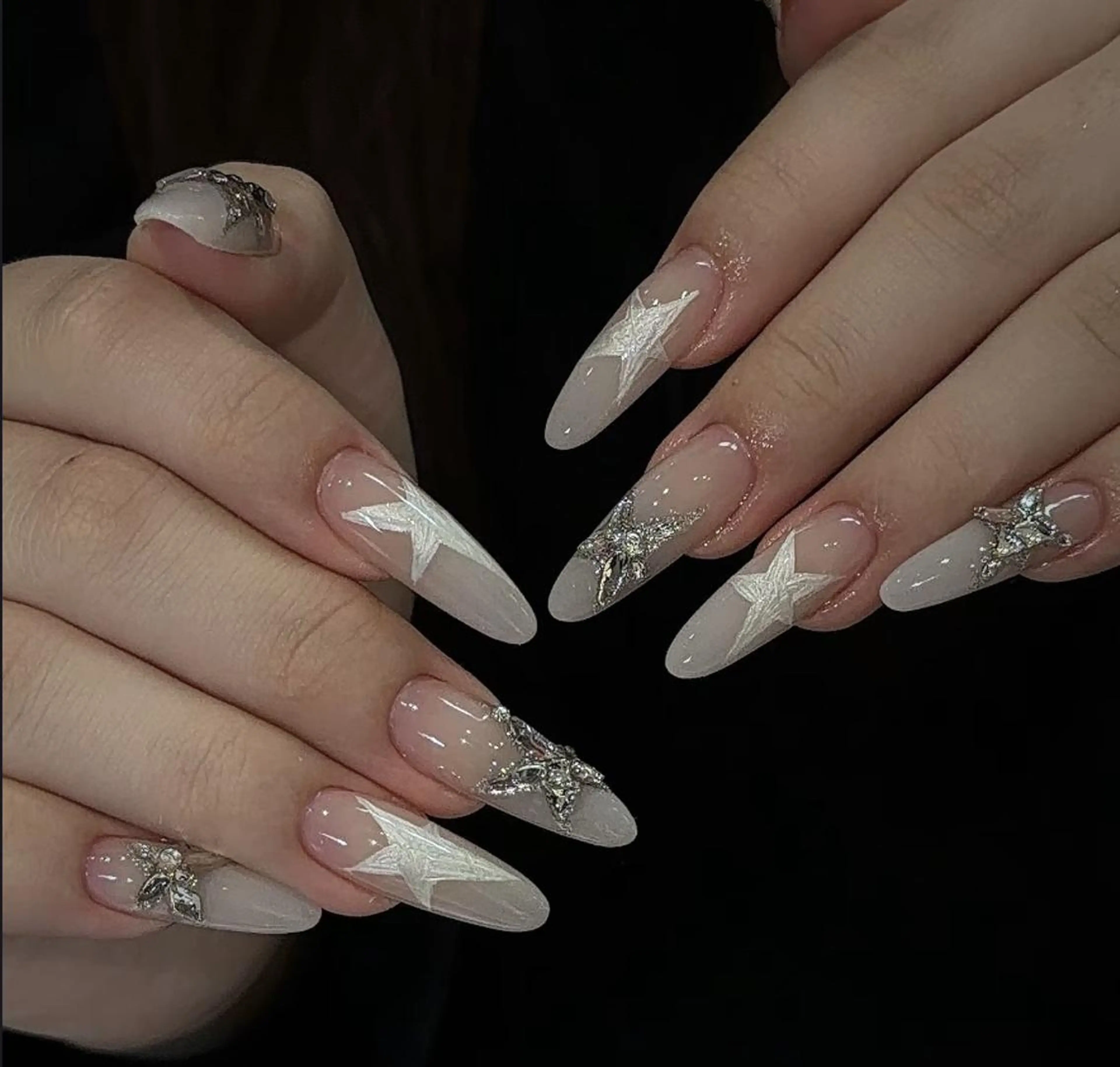 ネイル ハンドネイル 🎀 Ayaka_nailのネイルデザイン