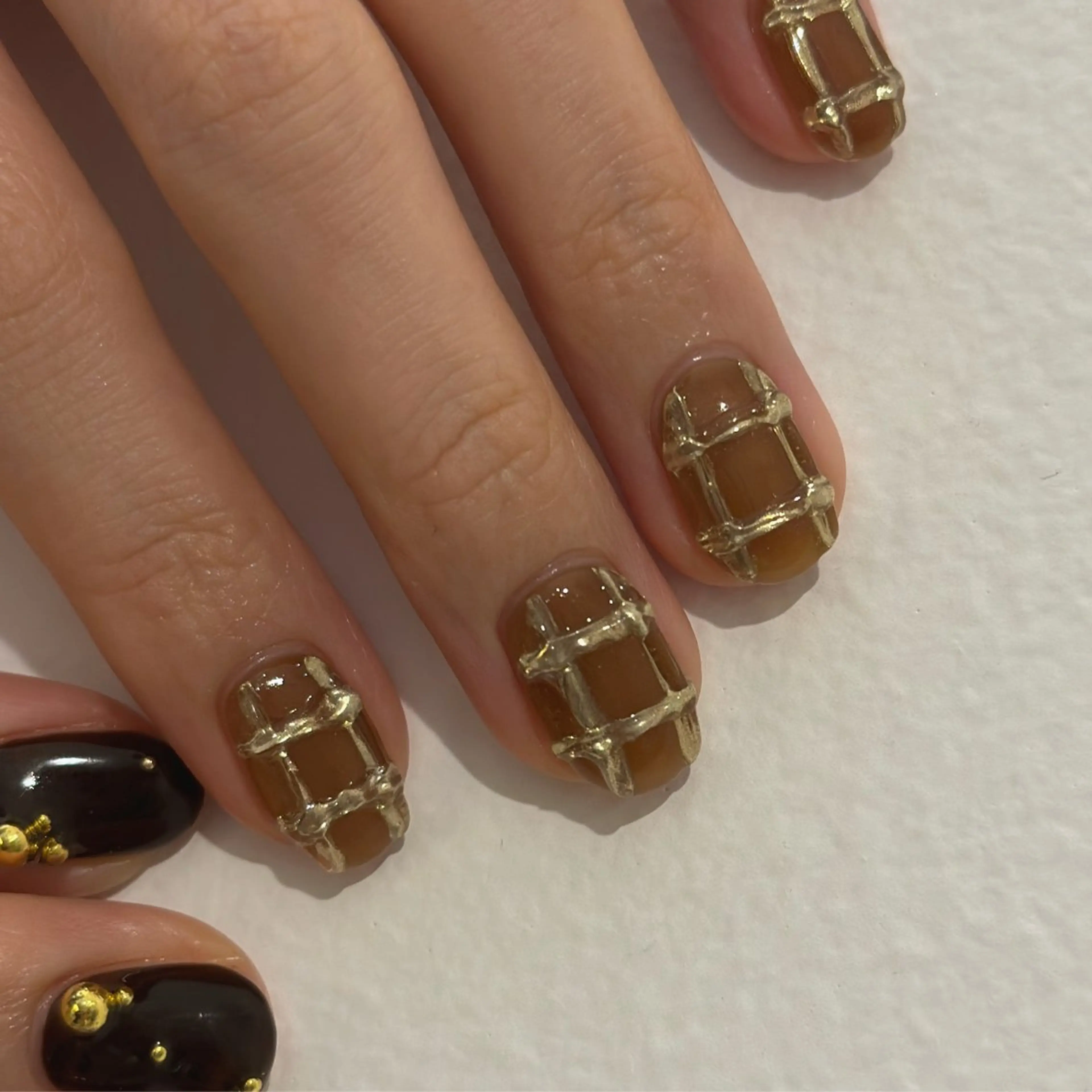 ネイル ハンドネイル Flow nail所属・山本 七海のネイルデザイン