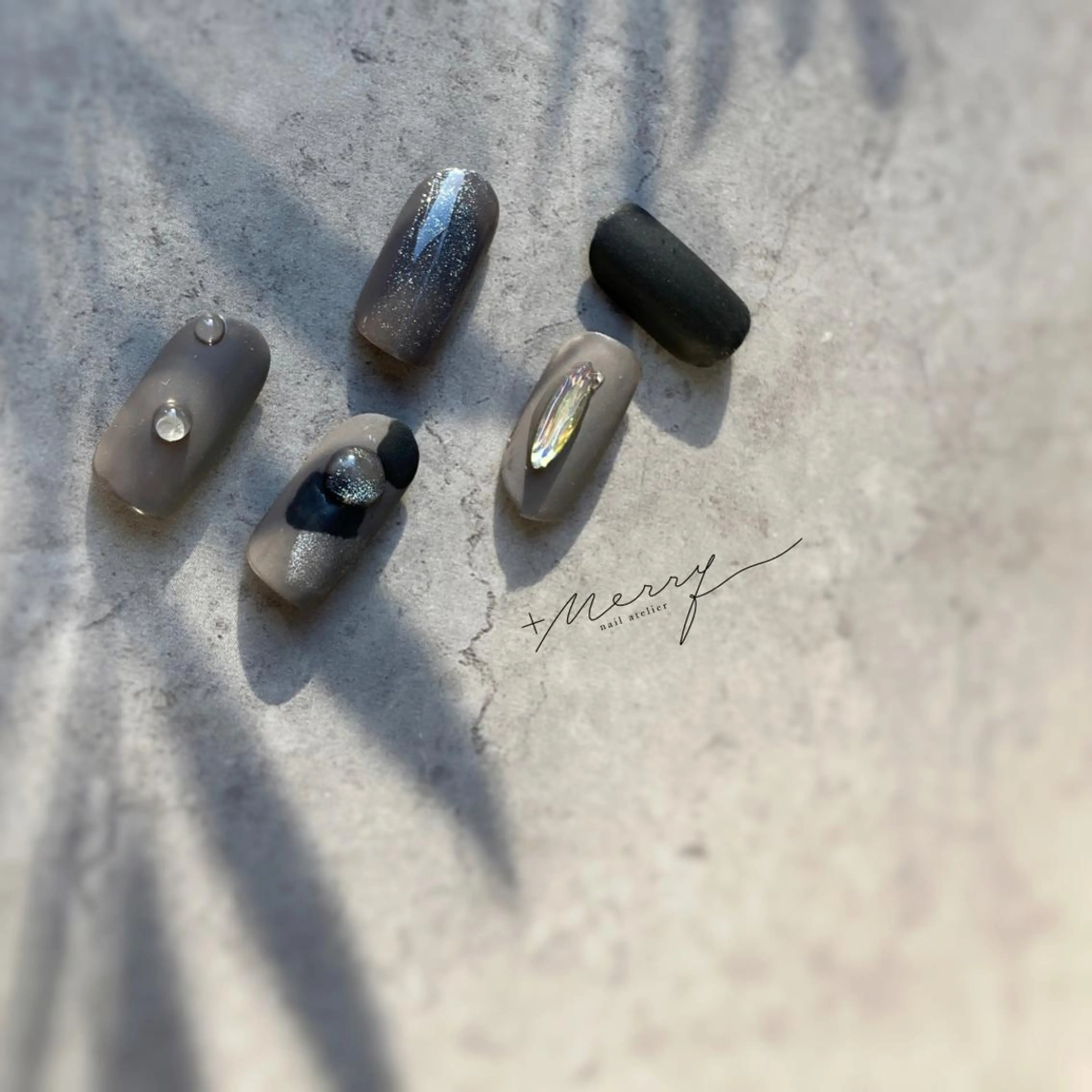 ネイル ネイルアトリエ プラスメリーのネイルデザイン