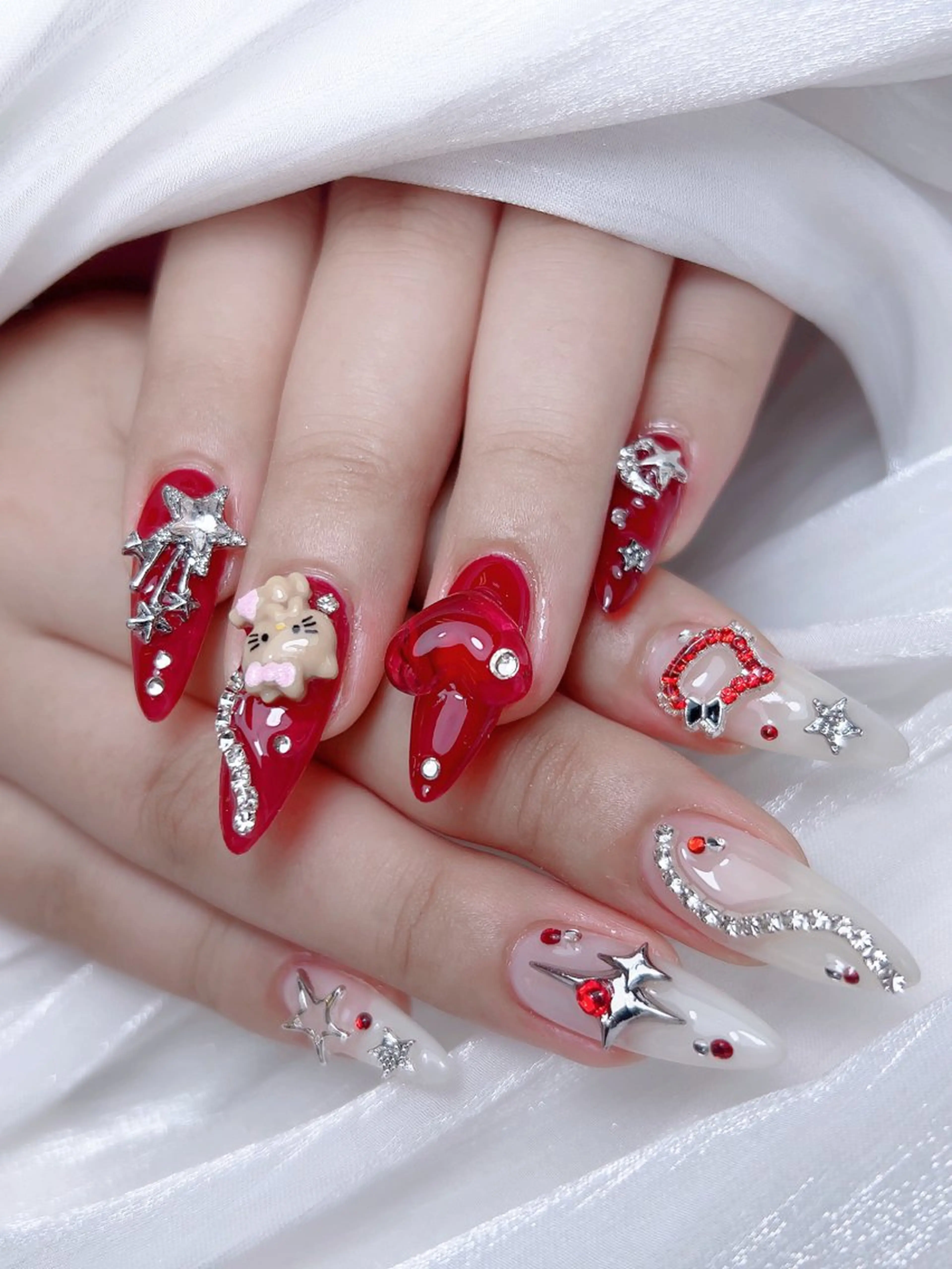 ネイル 🎀Ｍ nails✨ ビューティーのネイルデザイン