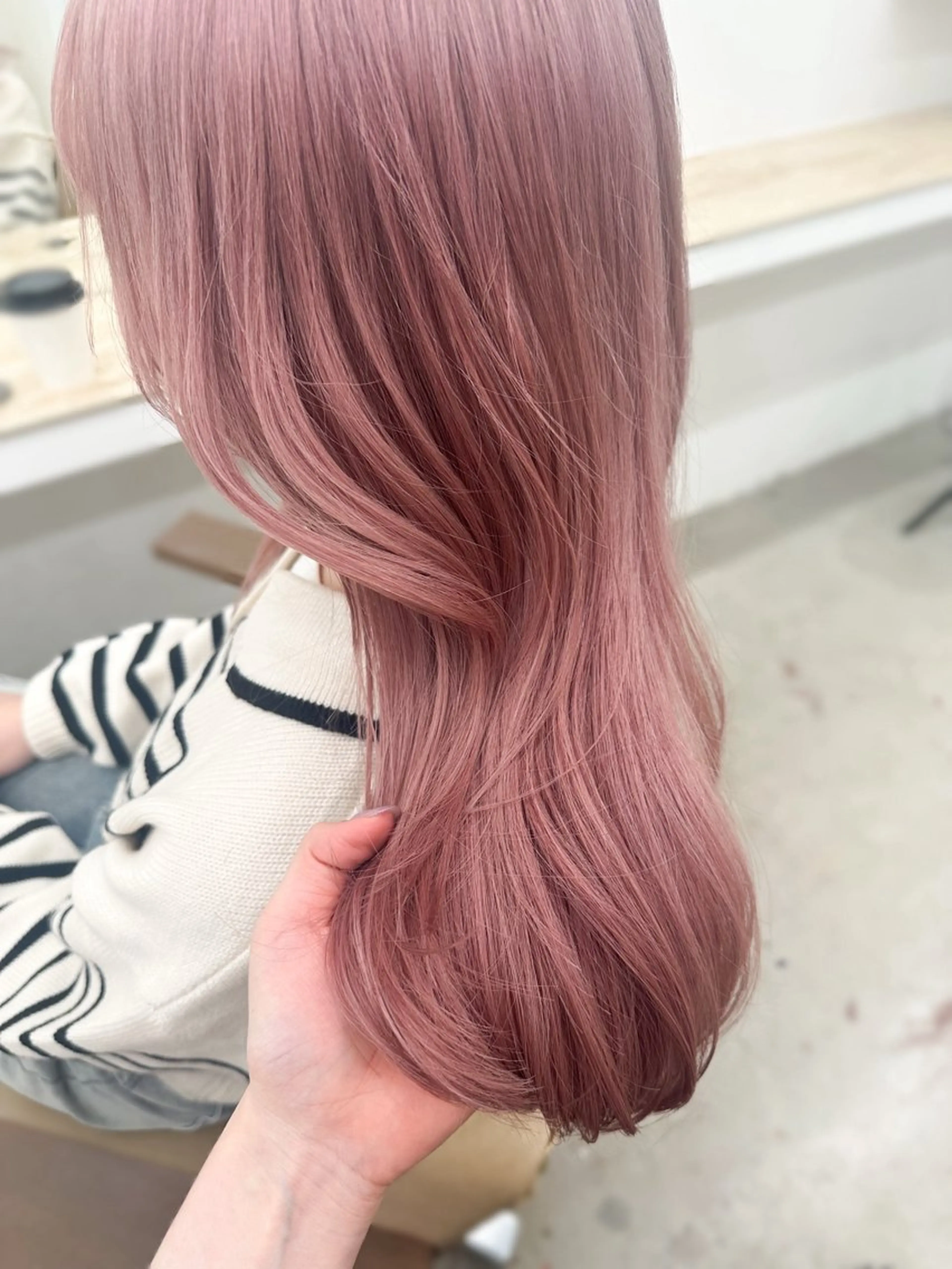 ロング カラー ピンクカラー ヘアカラー ブリーチカラー🦋‪ 田中さくらのヘアスタイル