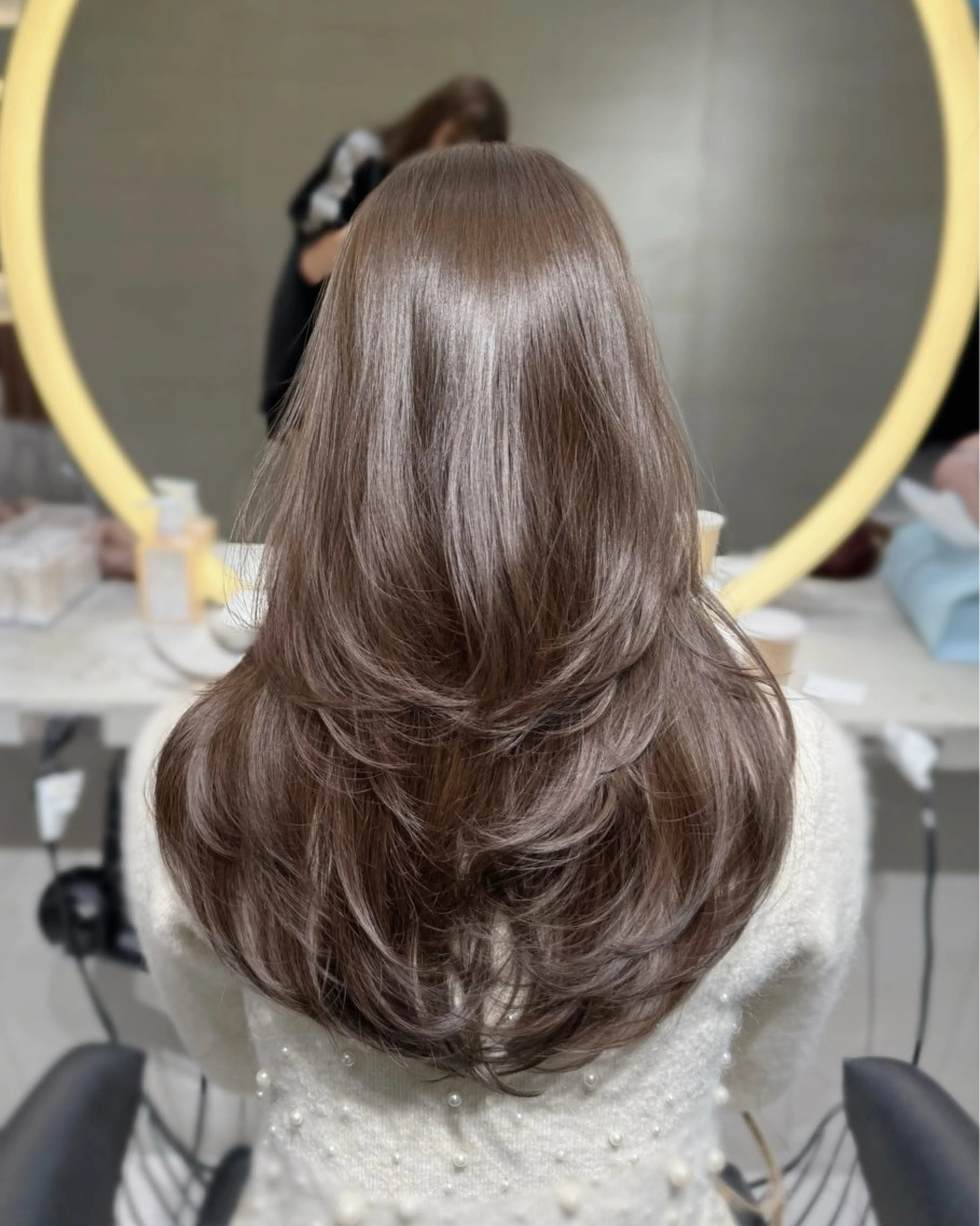 カラー ベージュカラー ブリーチ ブリーチなしカラー オリーブベージュ ヘアカラー ユナ / lond uluのヘアスタイル