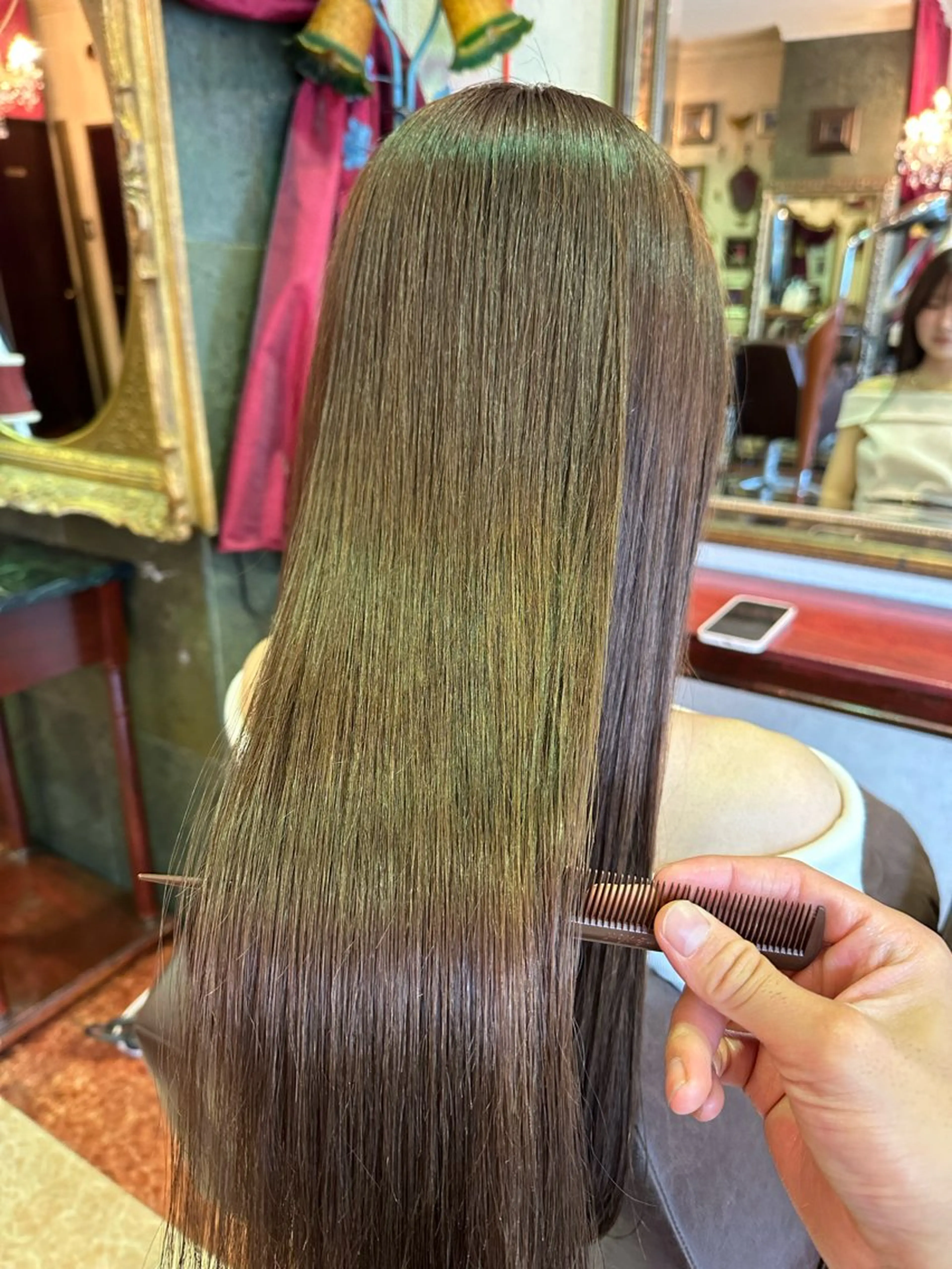 ロング カラー ブラウンカラー 透明感カラー グレージュ イルミナカラー トリートメント 【レイヤー/韓国風 /髪質改善】RINのヘアスタイル