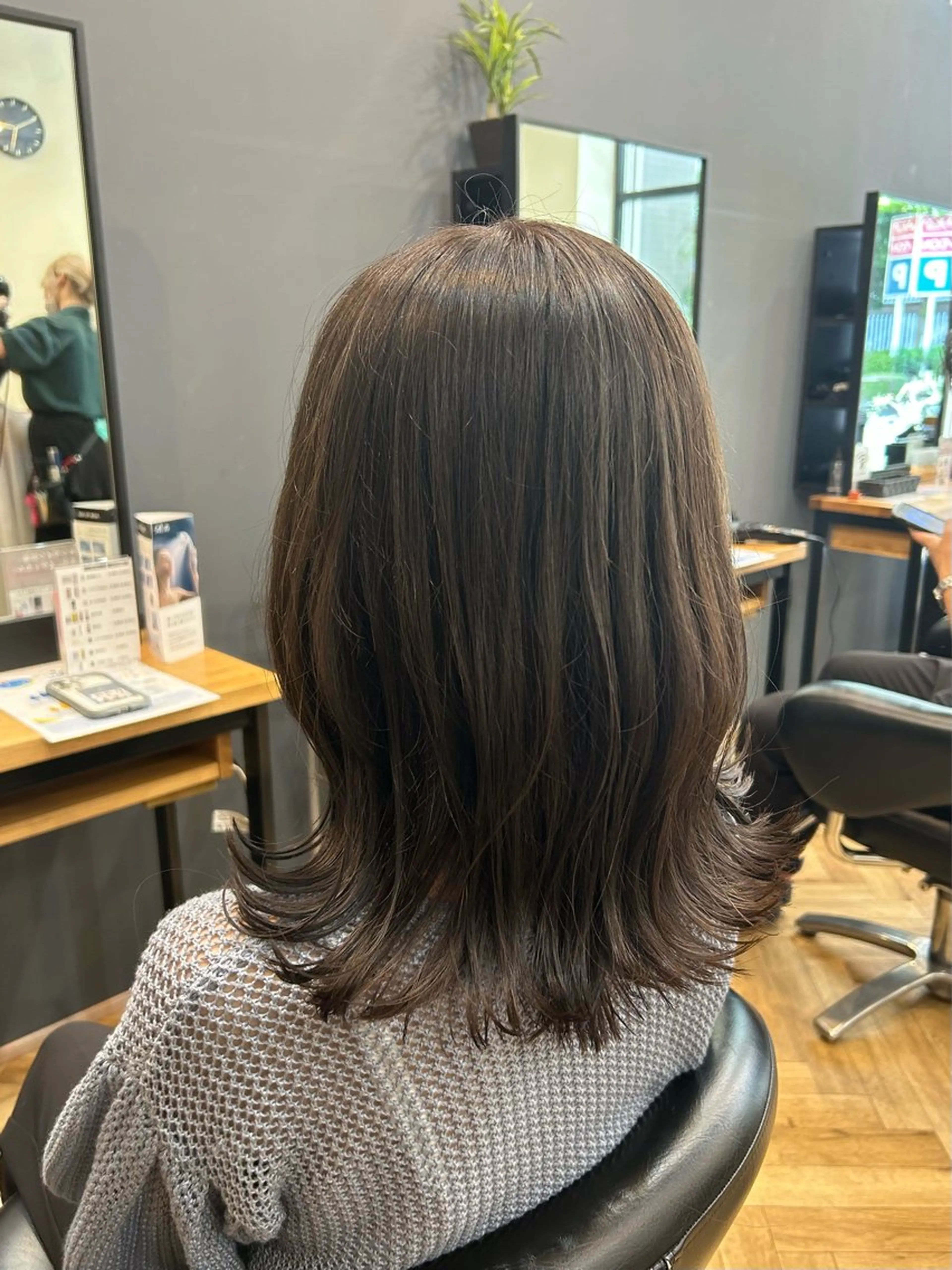 セミロング カラー ヘアカラー トリートメント アルター市川  いづみのヘアスタイル