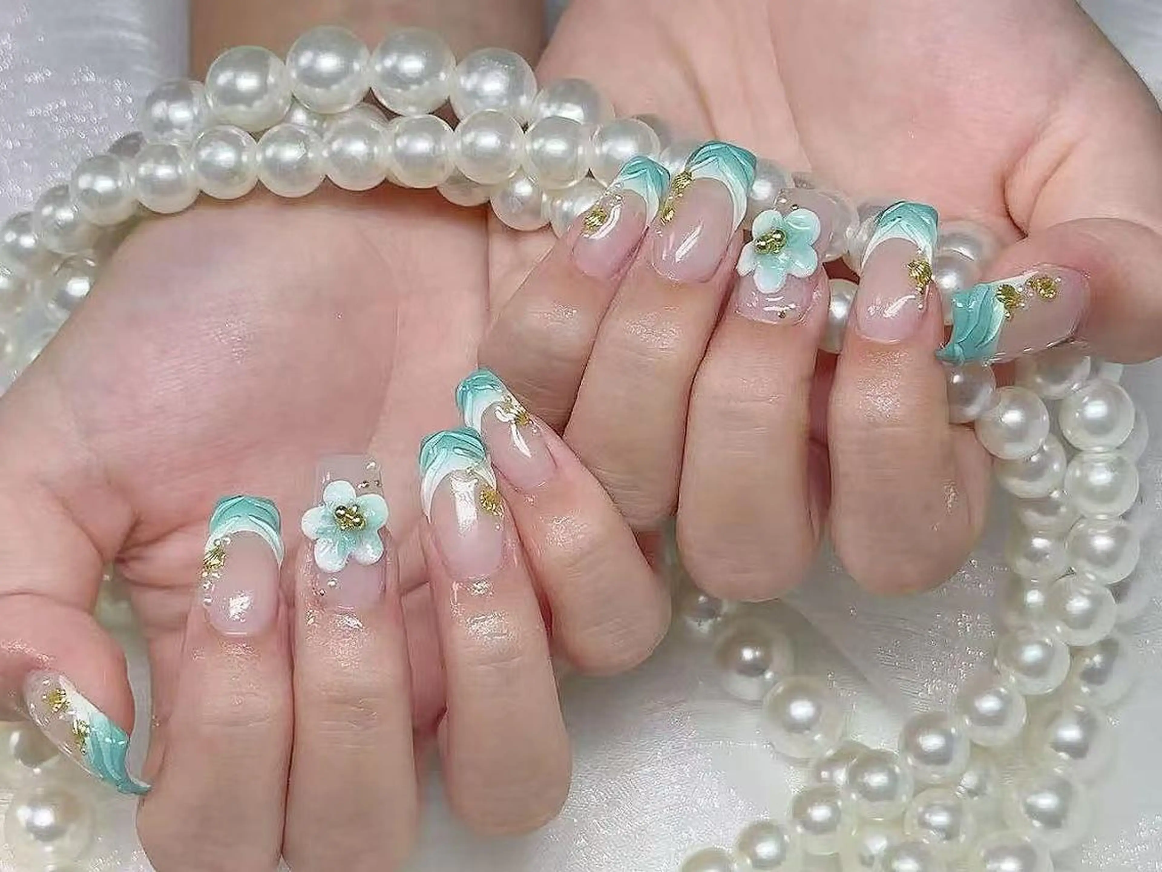 ネイル アートネイル クリアネイル 成人式 長さ出し フラッシュネイル ハンドネイル Ru na🍳のネイルデザイン