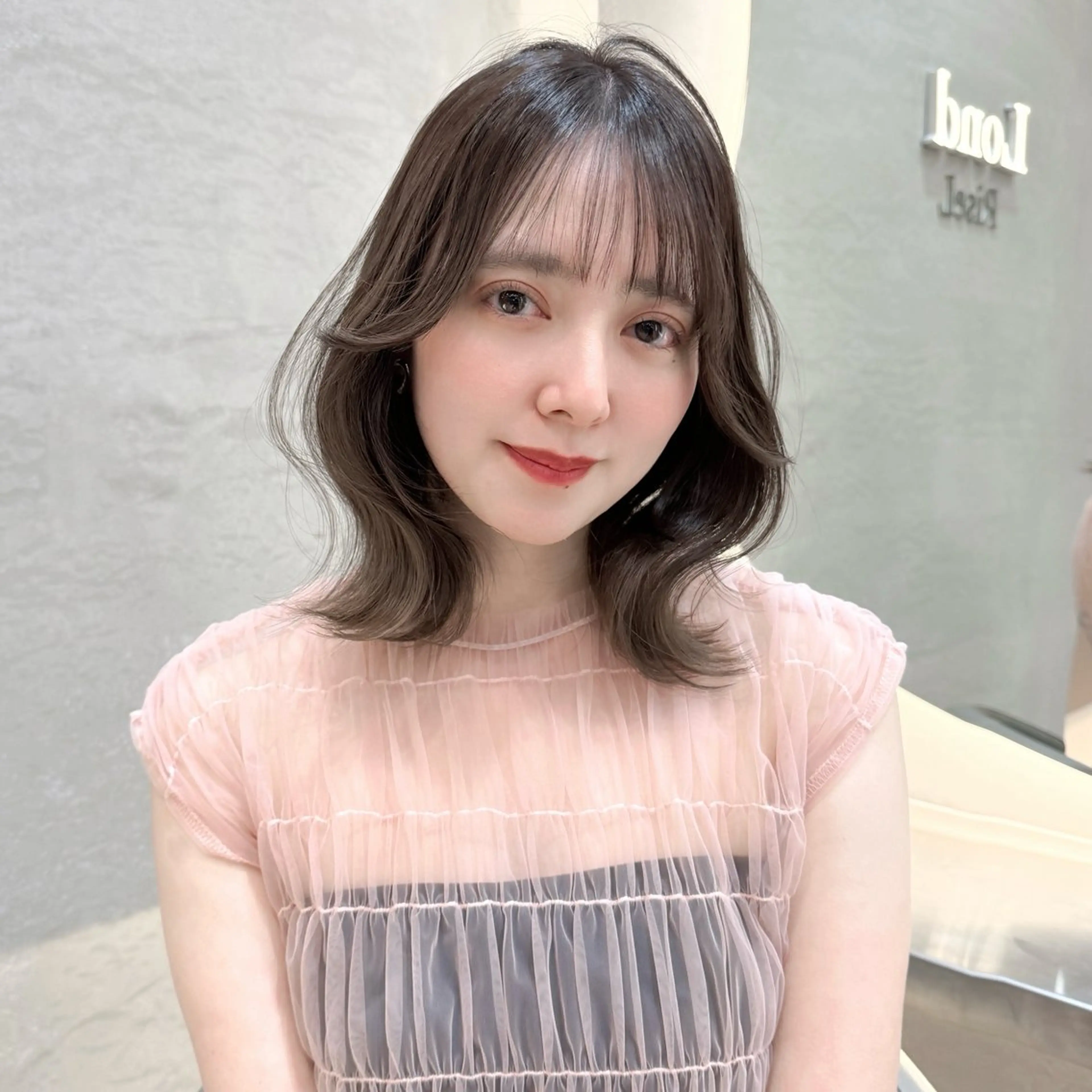 ミディアム カット ヘアカラー レイヤー/ハッシュ/ ボブ/縮毛/内藤康太のヘアスタイル