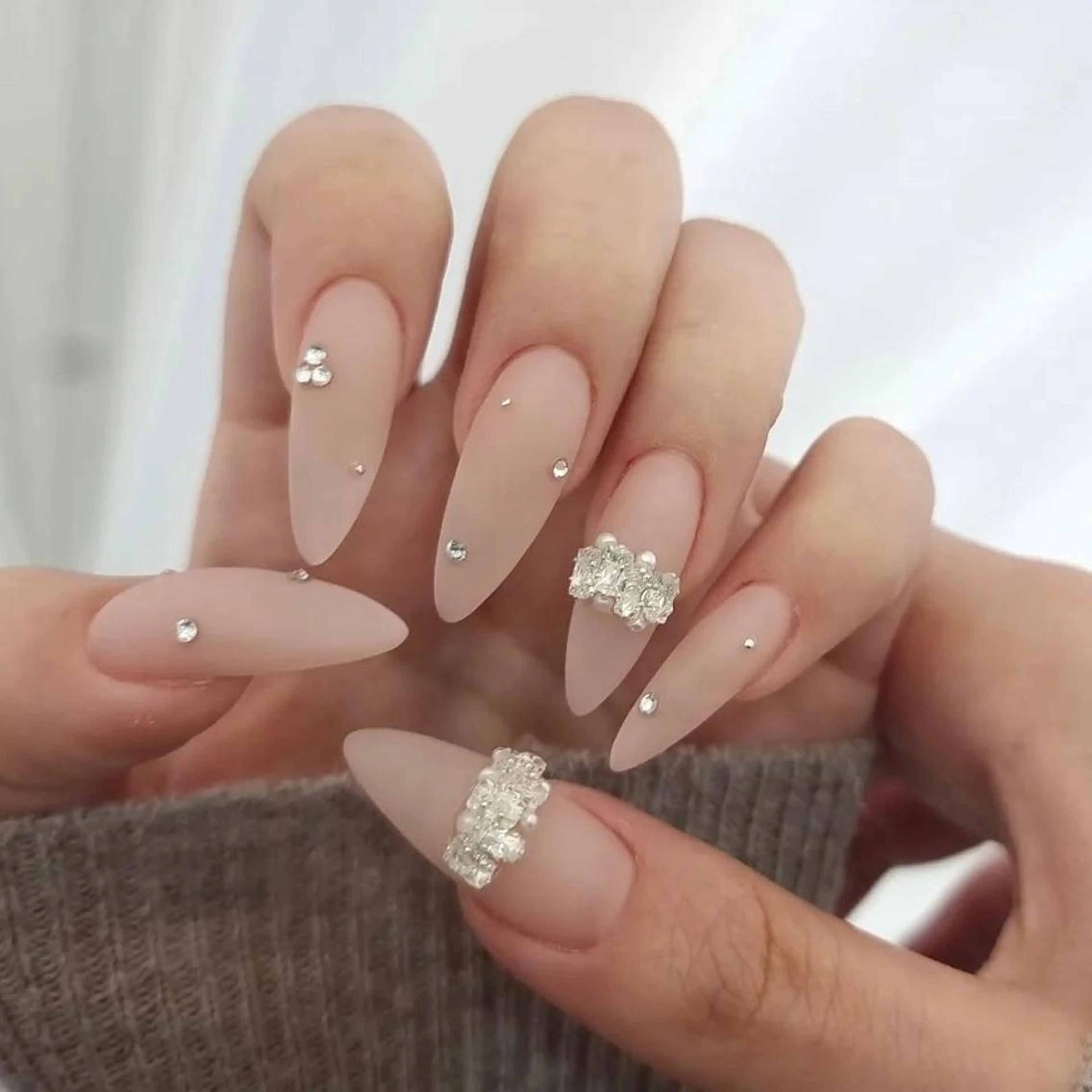 ネイル Luna nail— kanaeのネイルデザイン