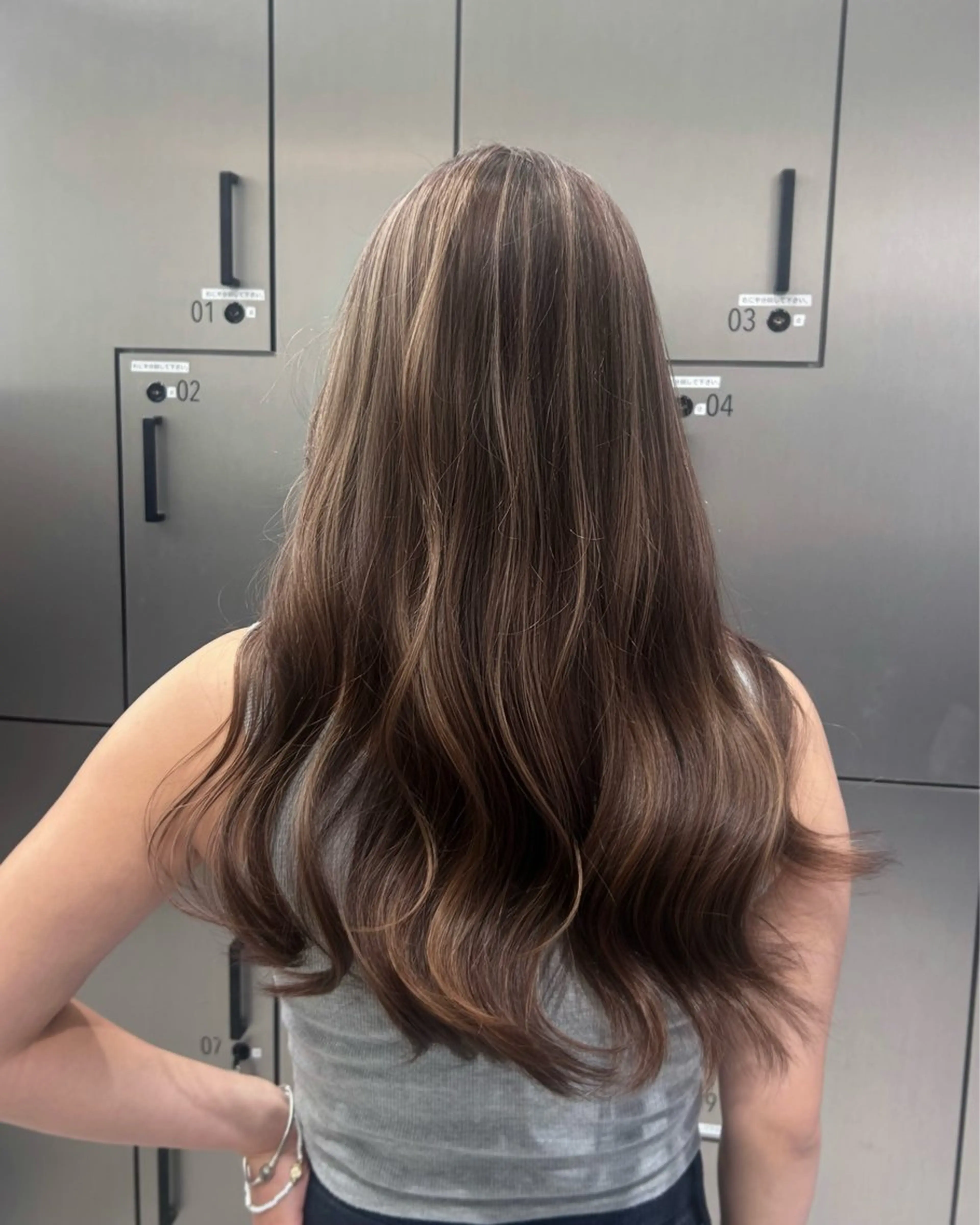 ロング 外国人風カラー ハイライト カット ヘアカラー 大人レイヤー/艶美髪 🇺🇸TOMONAのヘアスタイル