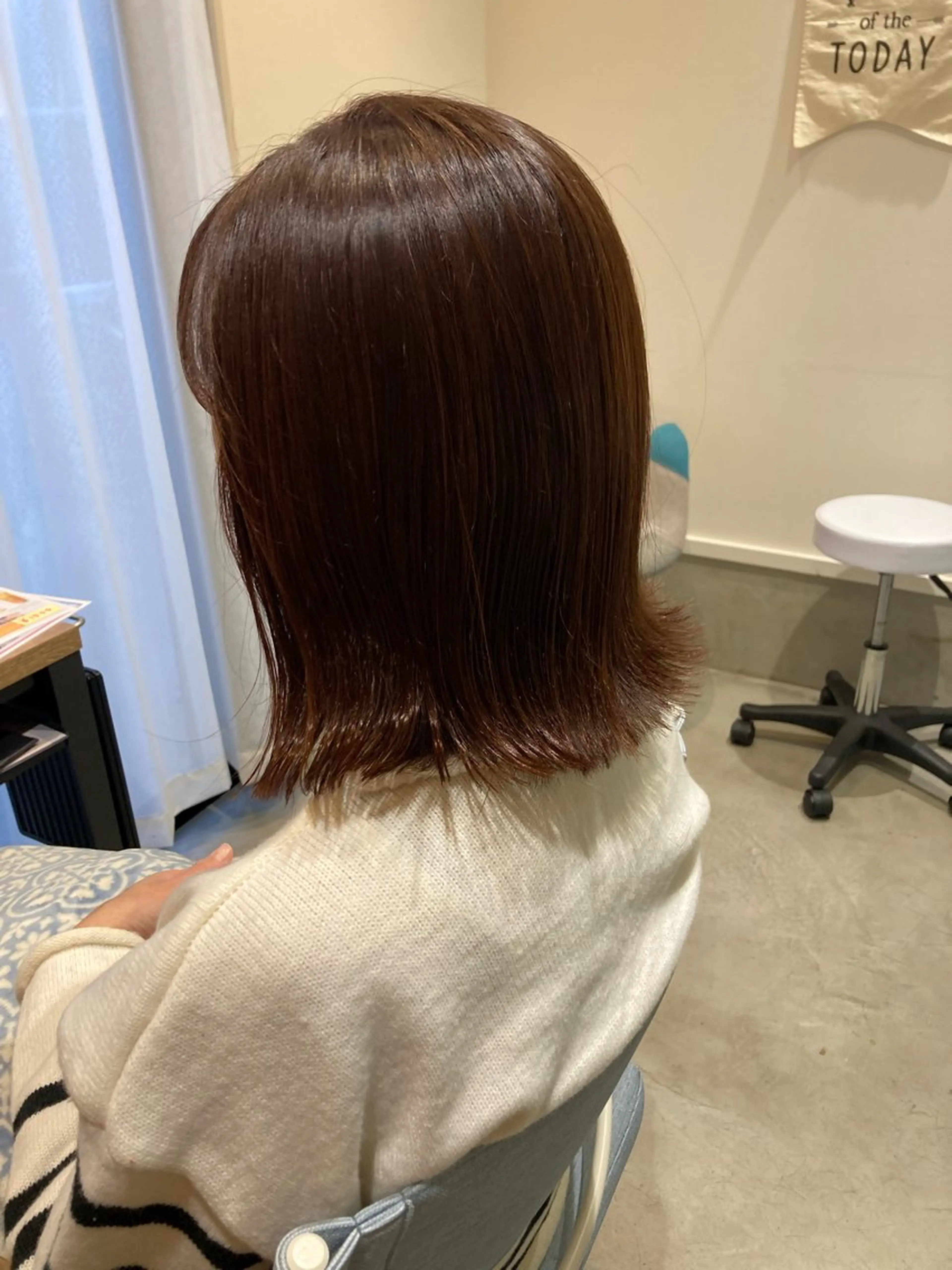 ミディアム カット ヘアカラー 折本 沙織のヘアスタイル