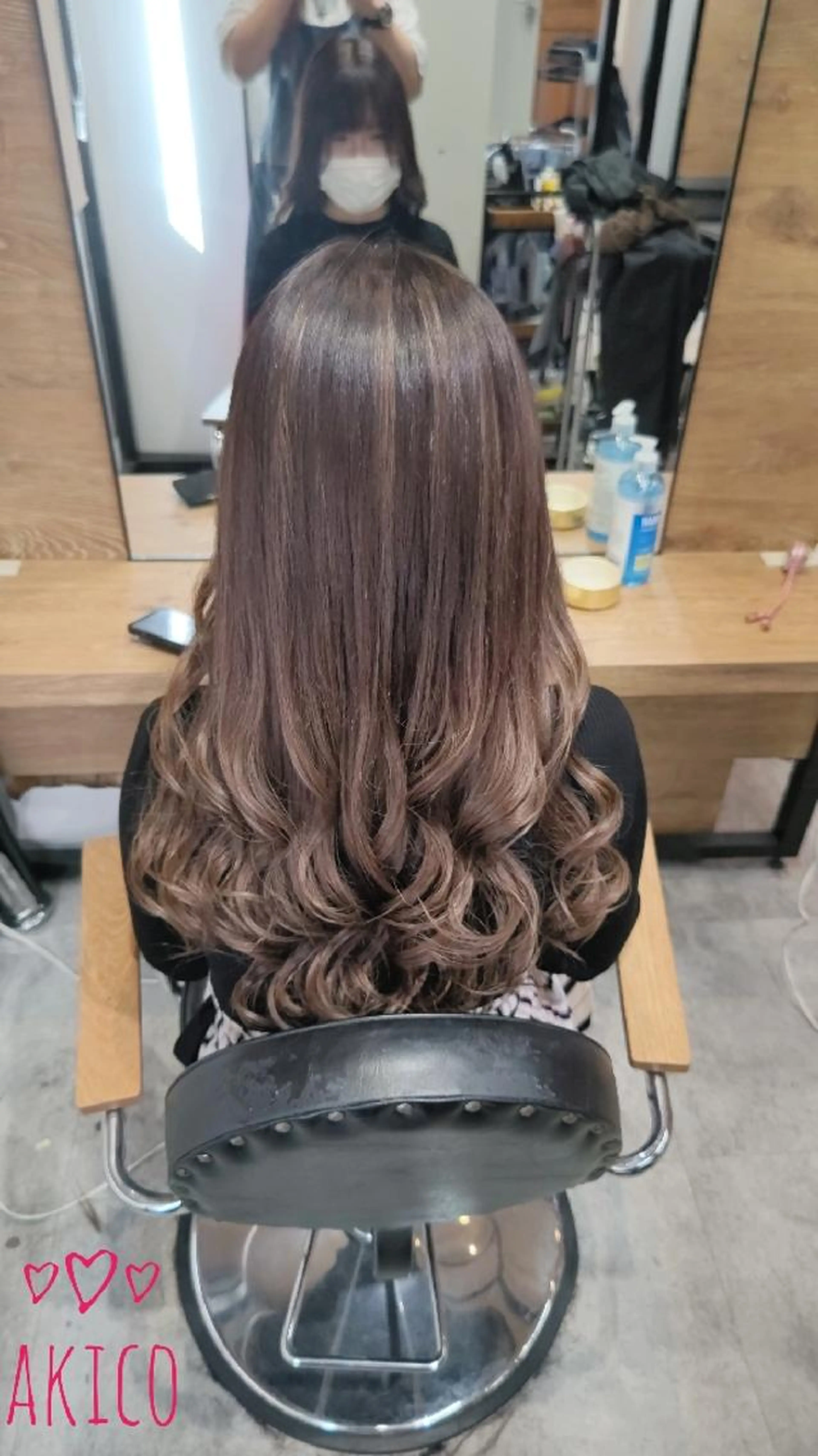 大人気❗❗エクステ80本♥️(最高級人毛、シールエクステ使用)＋エクステカット＋巻き仕上げ付き😍26000円😍❗❗の写真