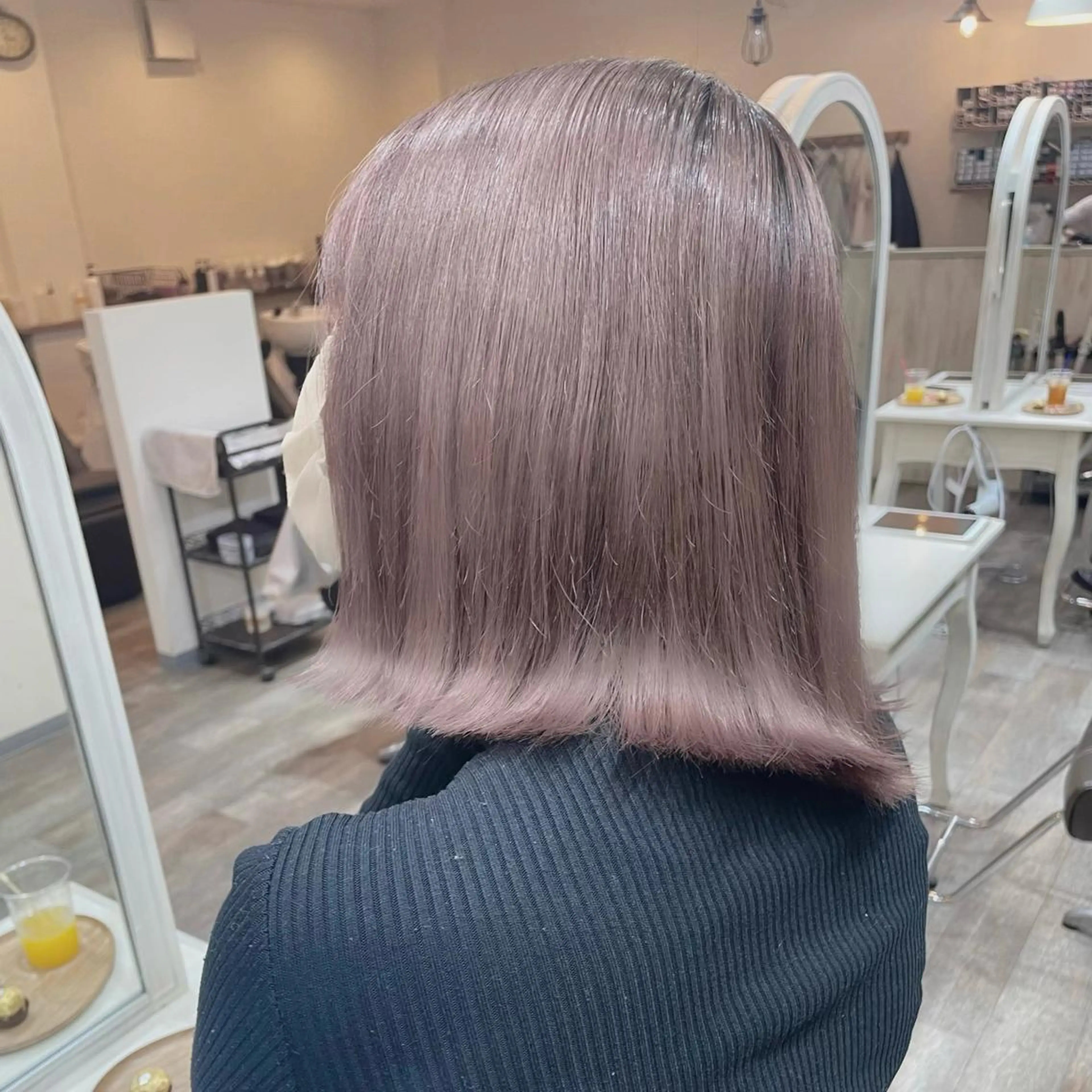 ミディアム カラー ブリーチ 宮城 ほのかのヘアスタイル