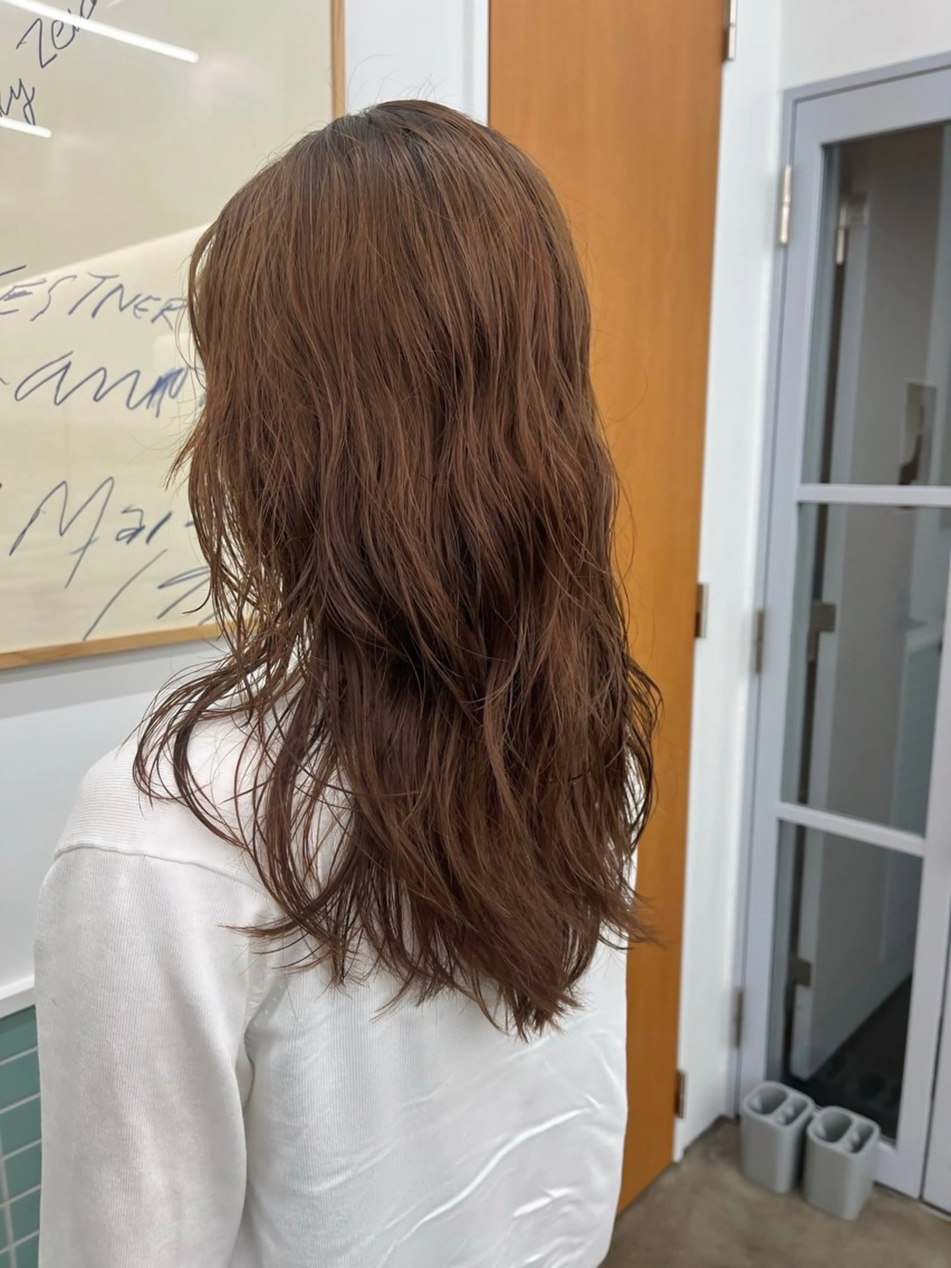 セミロング パーマ レイヤー/ケアパーマ /ニュアンス/モードのヘアスタイル