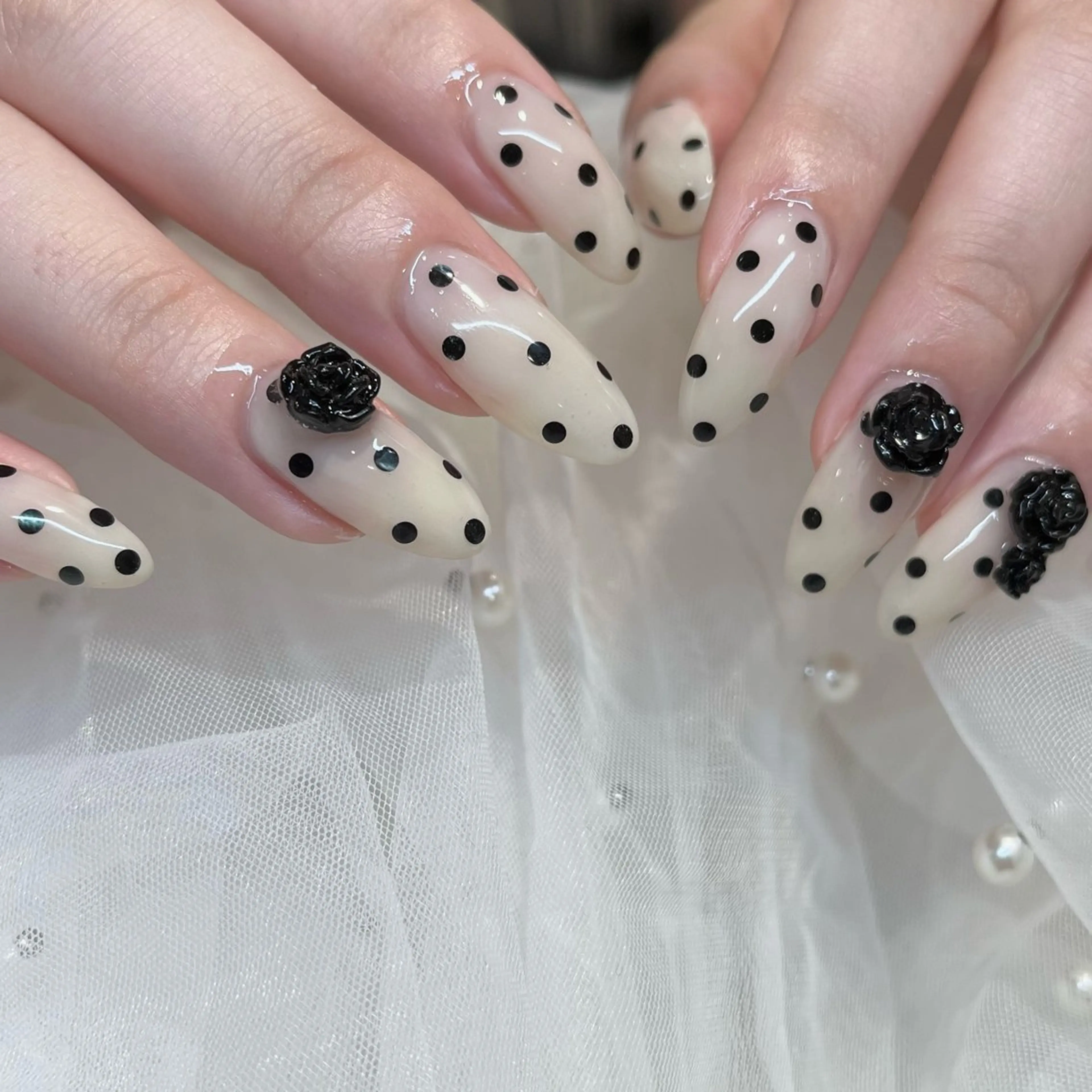 ネイル ハンドネイル 内田 里穂のネイルデザイン