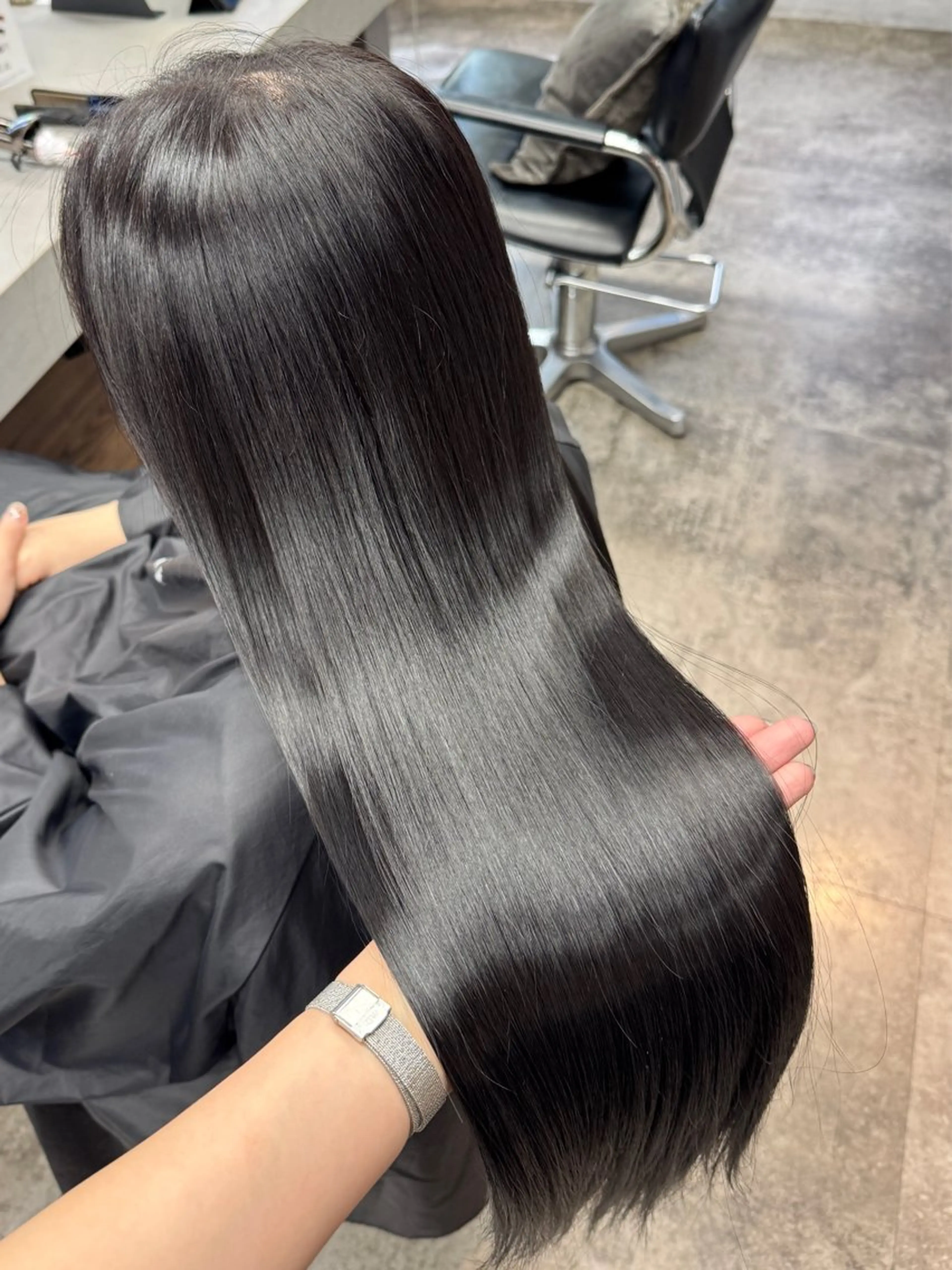 ロング ヘアカラー トリートメント 髪質改善/艶髪 MINAMIのヘアスタイル