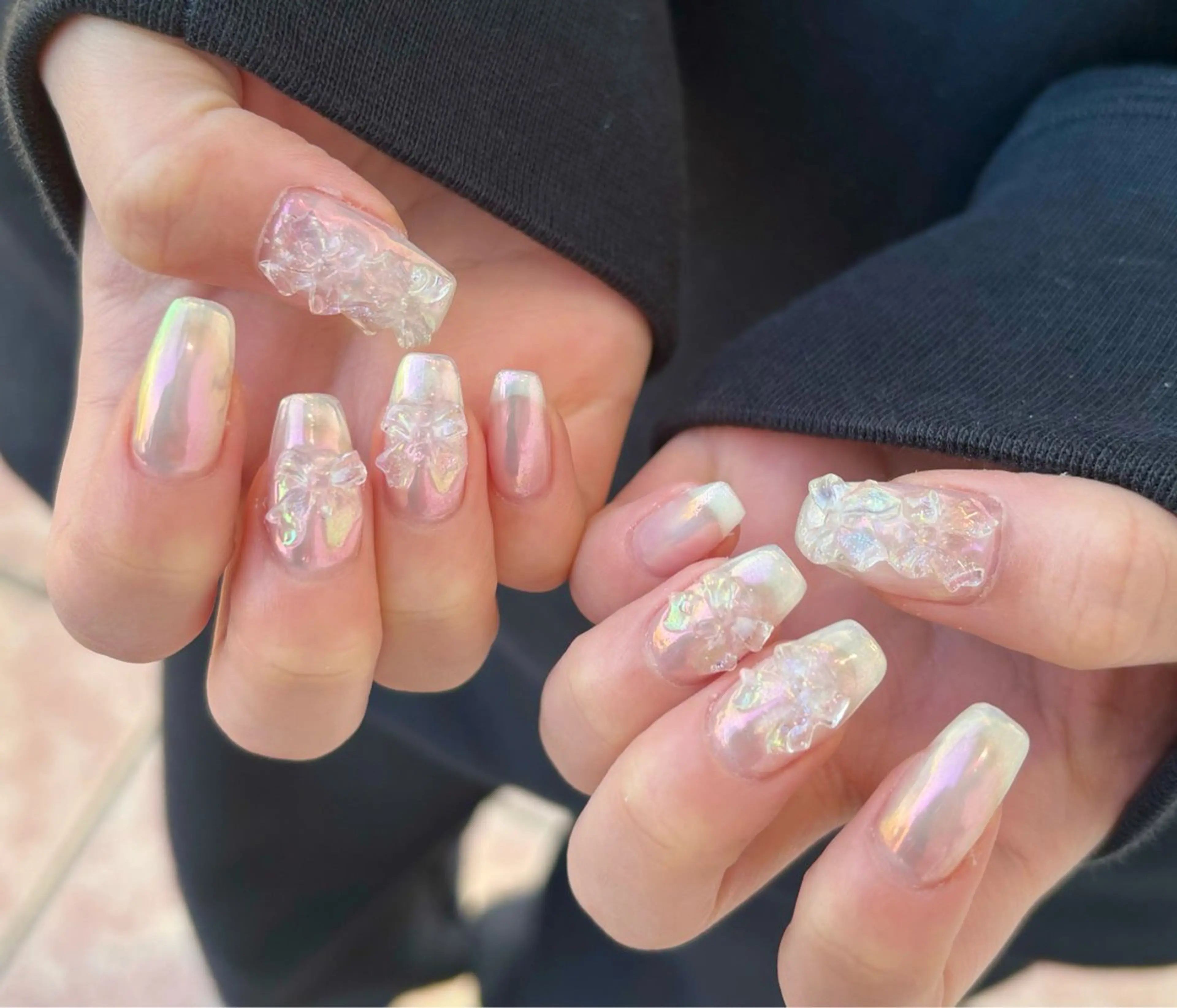 ネイル オーロラネイル LovesLaughs下上津役店所属・くろせ れいのネイルデザイン