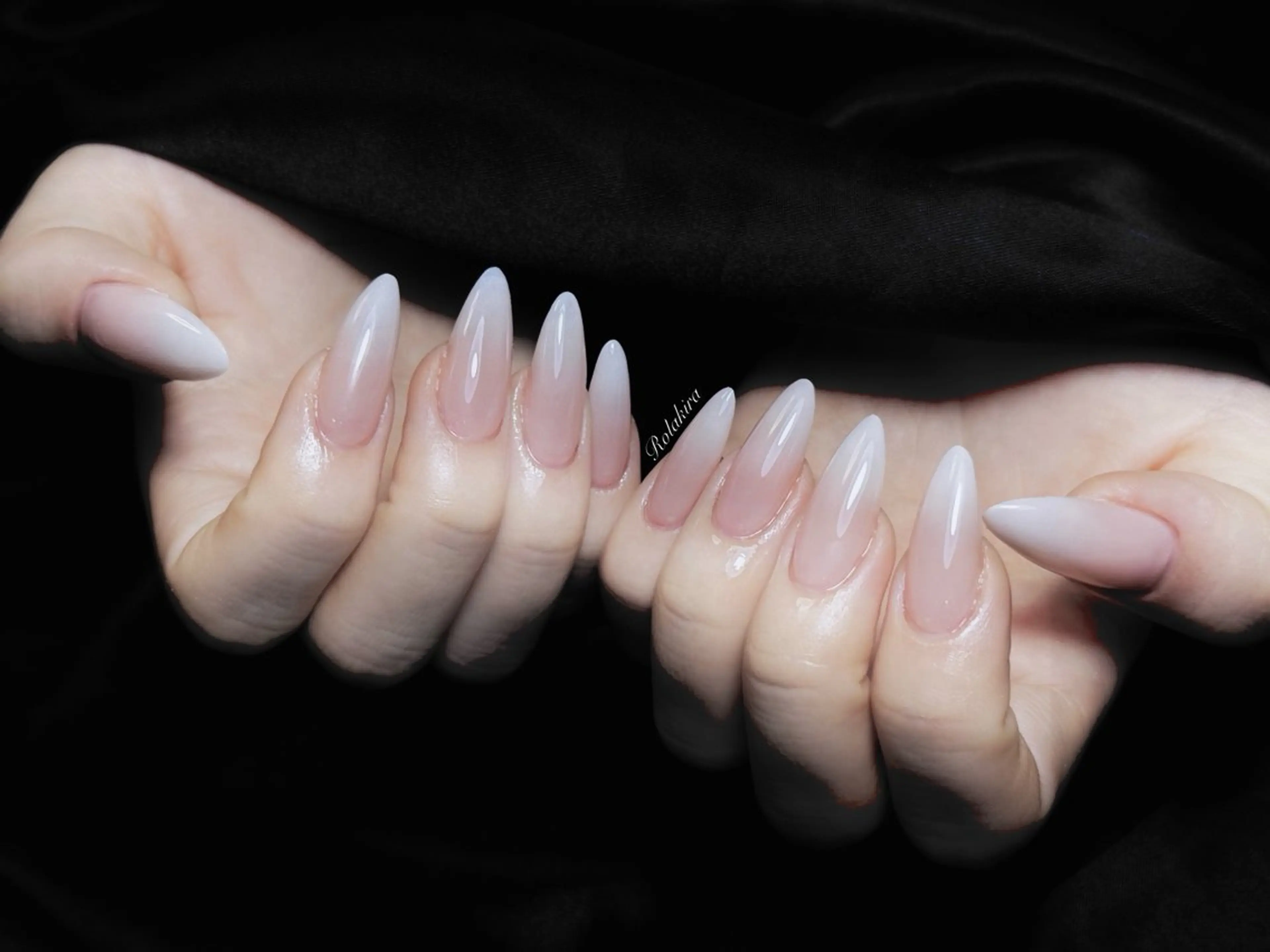 ネイル チークネイル 長さ出し フレンチネイル ジェルネイル 韓国ネイル ハンドネイル Rola kira 麗のネイルデザイン