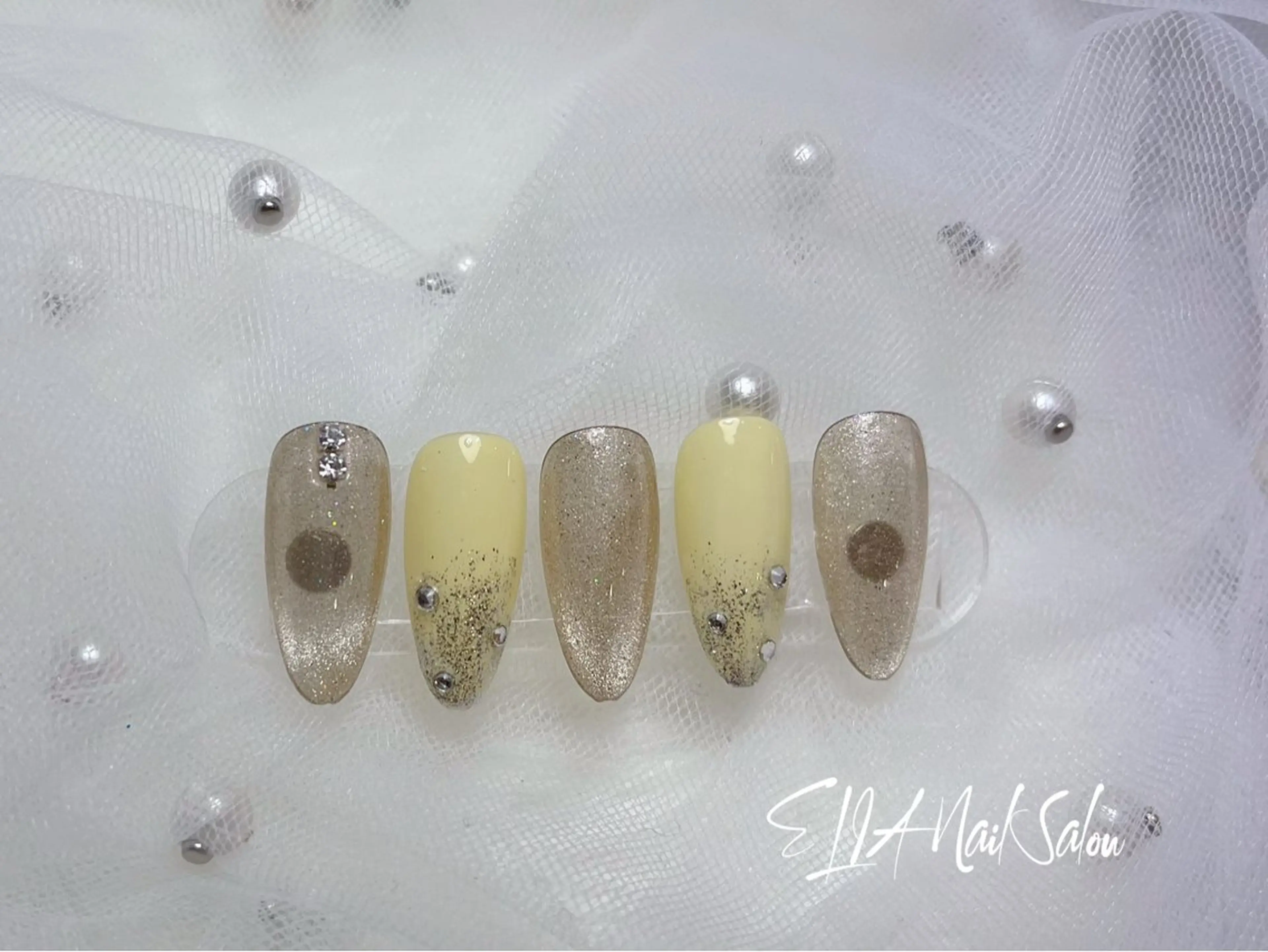 ミディアム cici nailのネイルデザイン