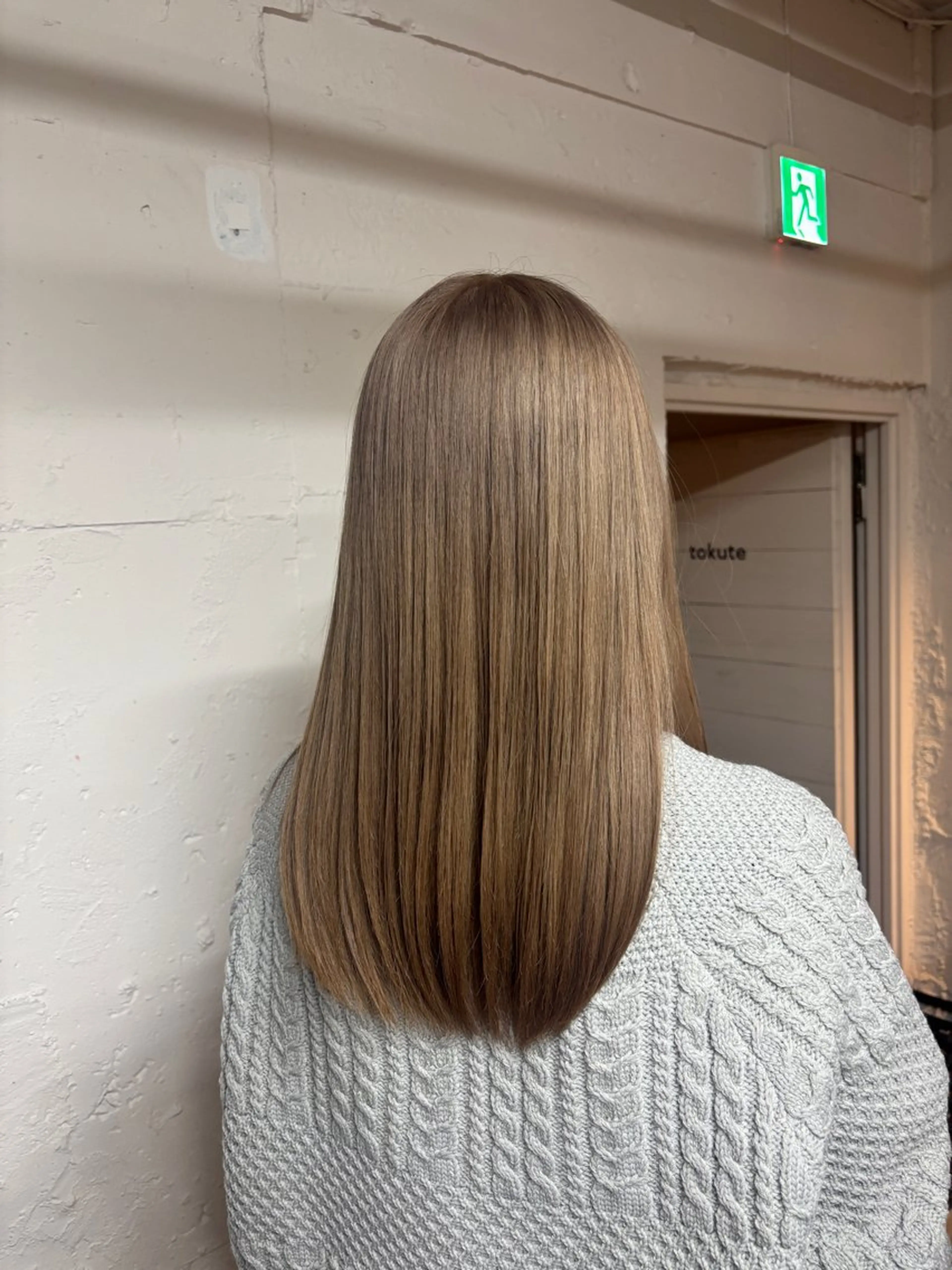 セミロング カラー 🩵似合わせカット SEIRA🩵のヘアスタイル